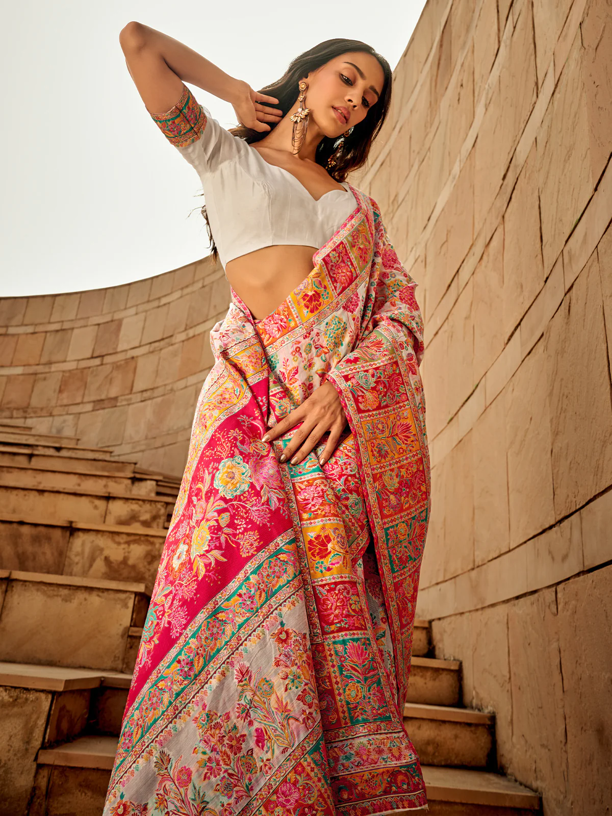 Odette Off White Kashmiri Handloom Woven Saree For Women - Image 3