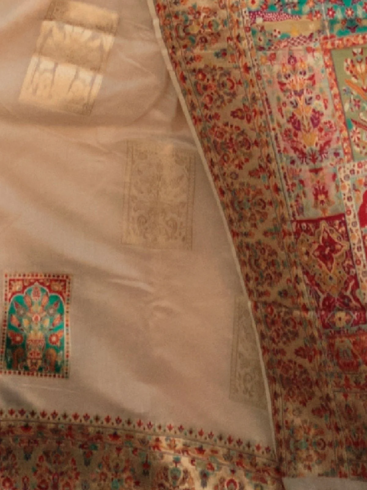 Odette Off White Modal Woven Saree With Unstitched Blouse For Women - Image 3
