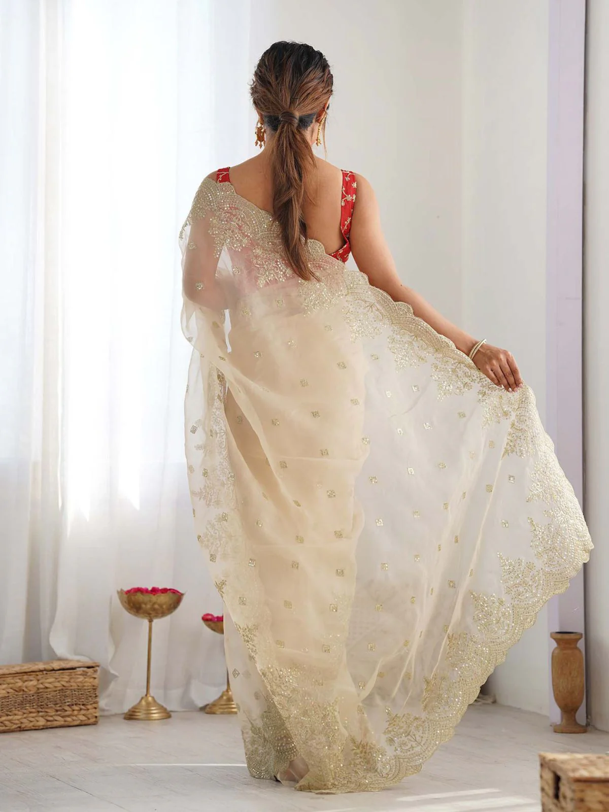 Odette Off White Organza Embroidered Saree For Women - Image 4