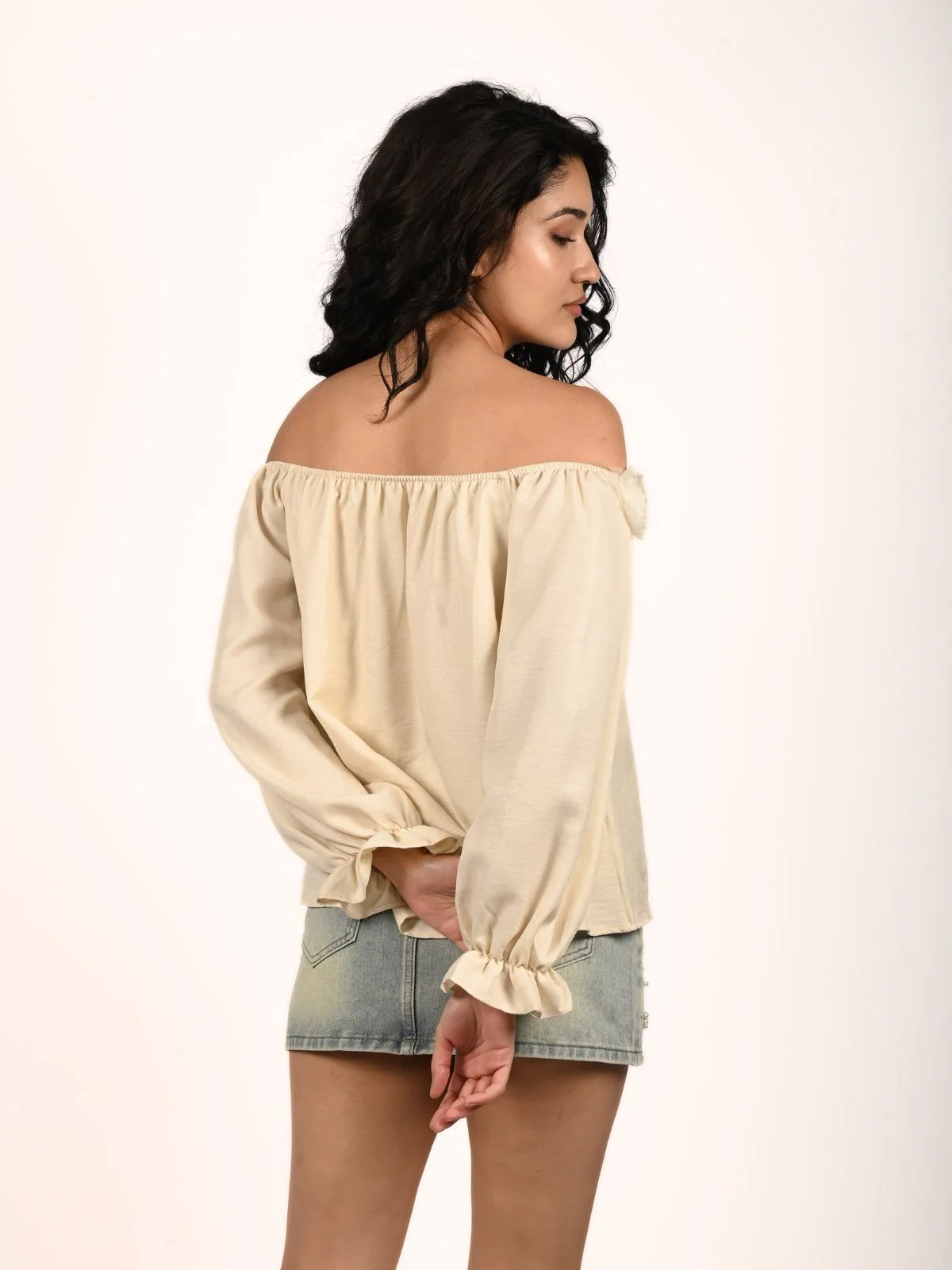 Odette Off White Polyester Gathered Top For Women - Image 4
