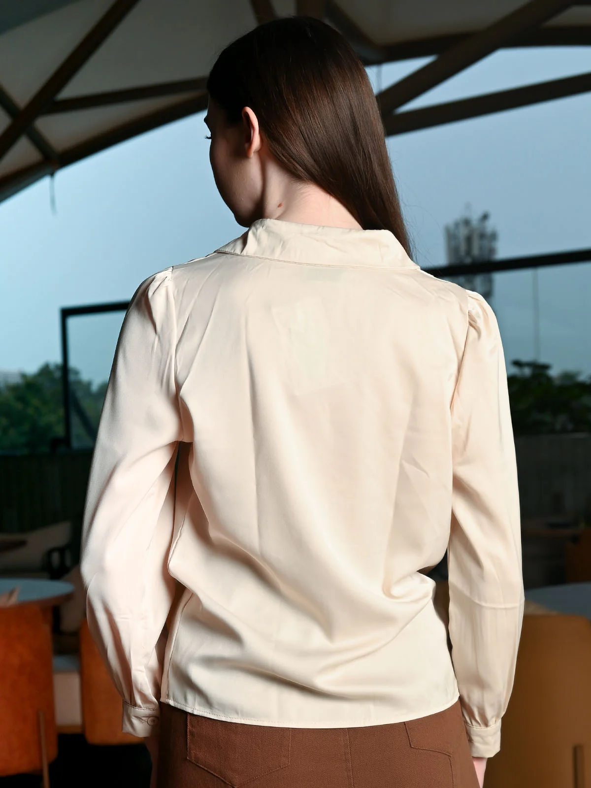 Odette Off White Satin Solid Top For Women - Image 4