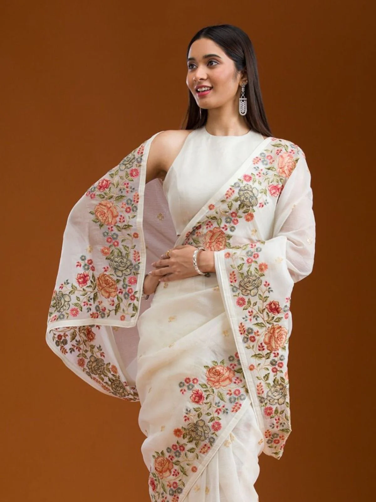 Odette Off White Silk Blend Embroidered Saree For Women - Image 4