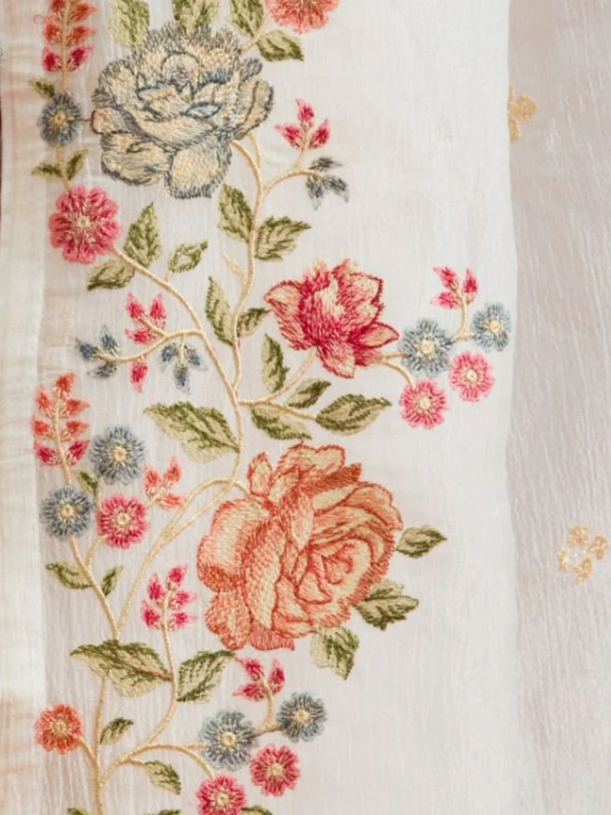Odette Off White Silk Blend Embroidered Saree For Women - Image 5
