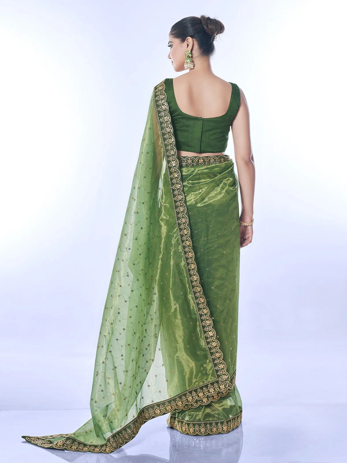 Odette Green Embellished Net Saree With Unstitched Blouse For Women - Image 4