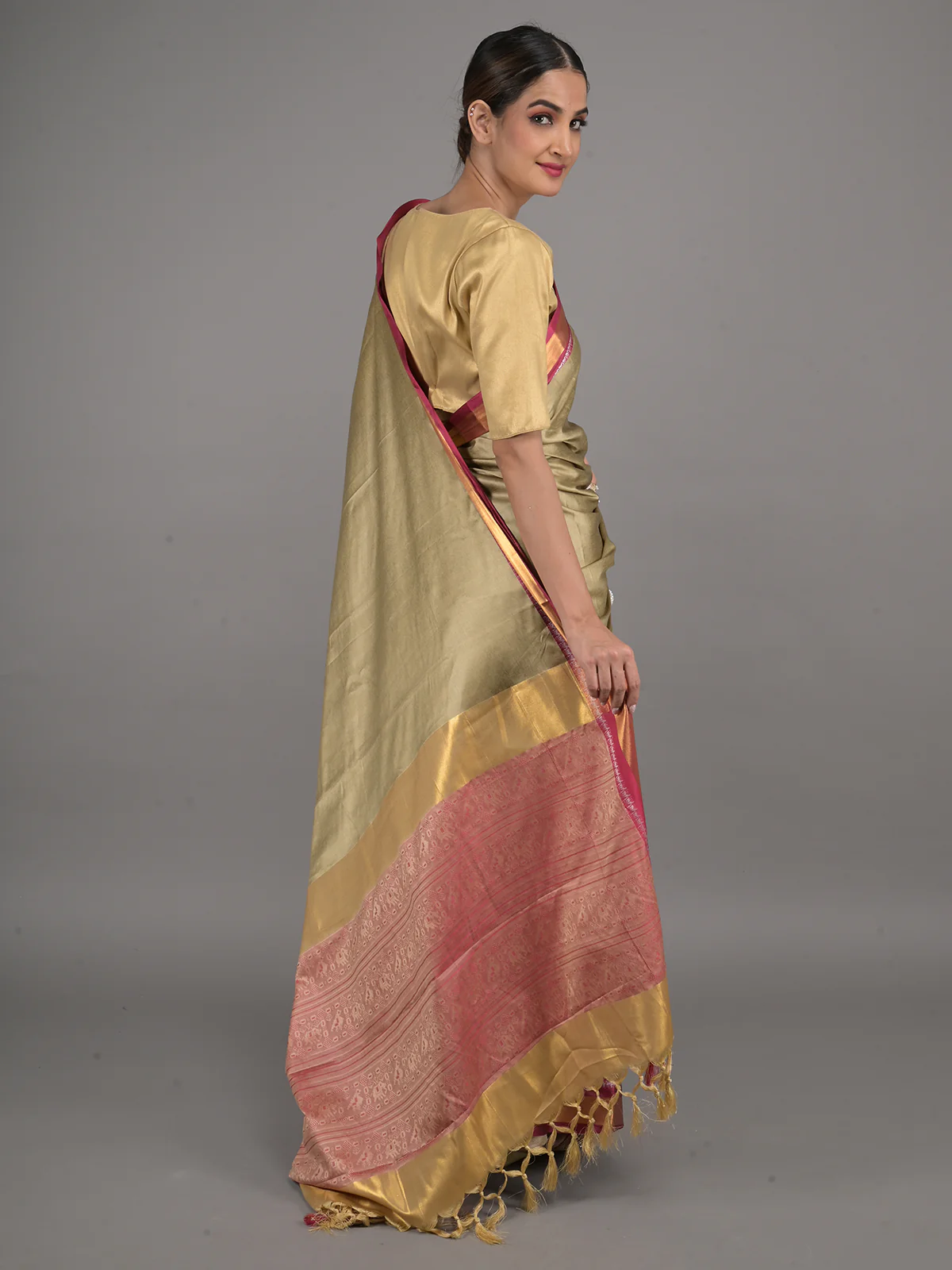 Odette Olive Green Silk Blend Woven Saree With Unstitched Blouse For Women - Image 3