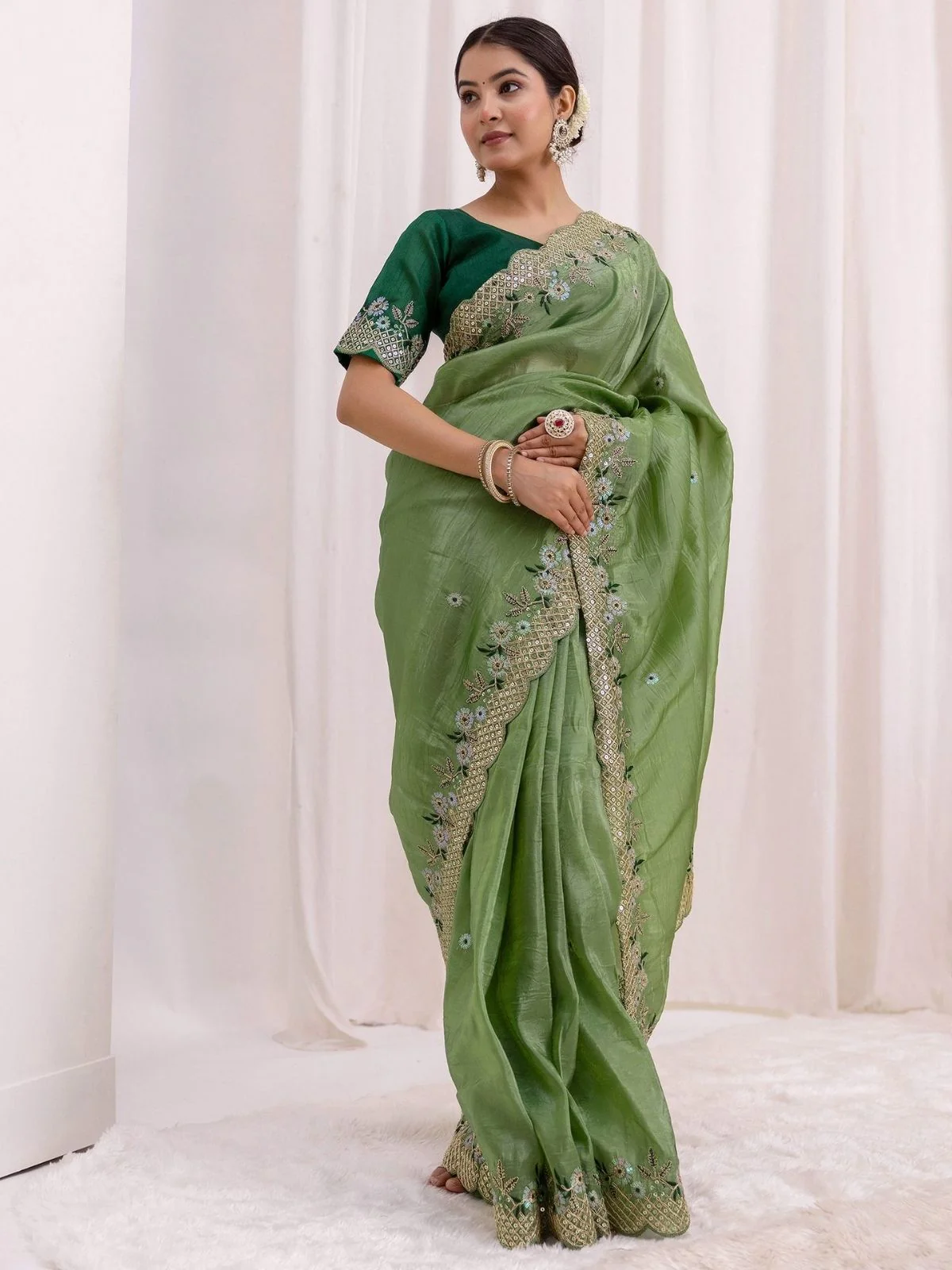 Odette Olive Silk Blend Embroidered Solid Saree For Women - Image 3