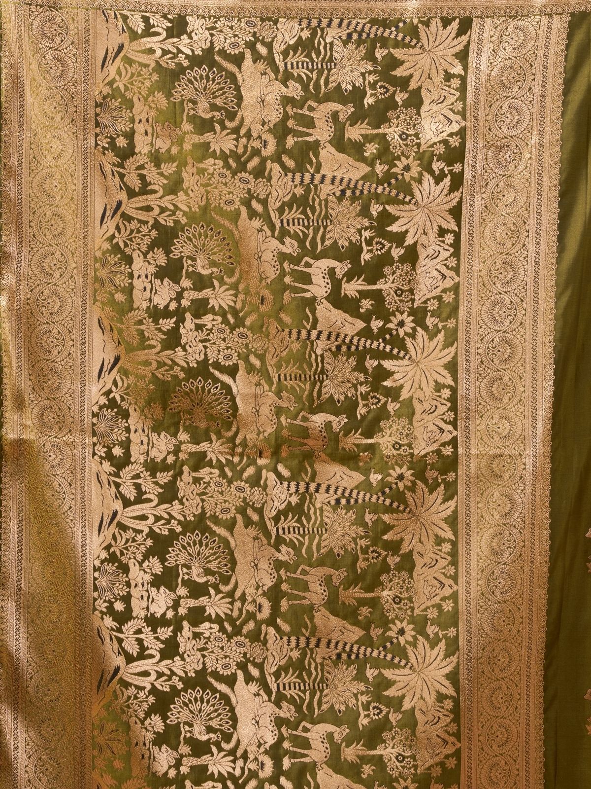 Odette Olive Silk Blend Woven Saree For Women - Image 6