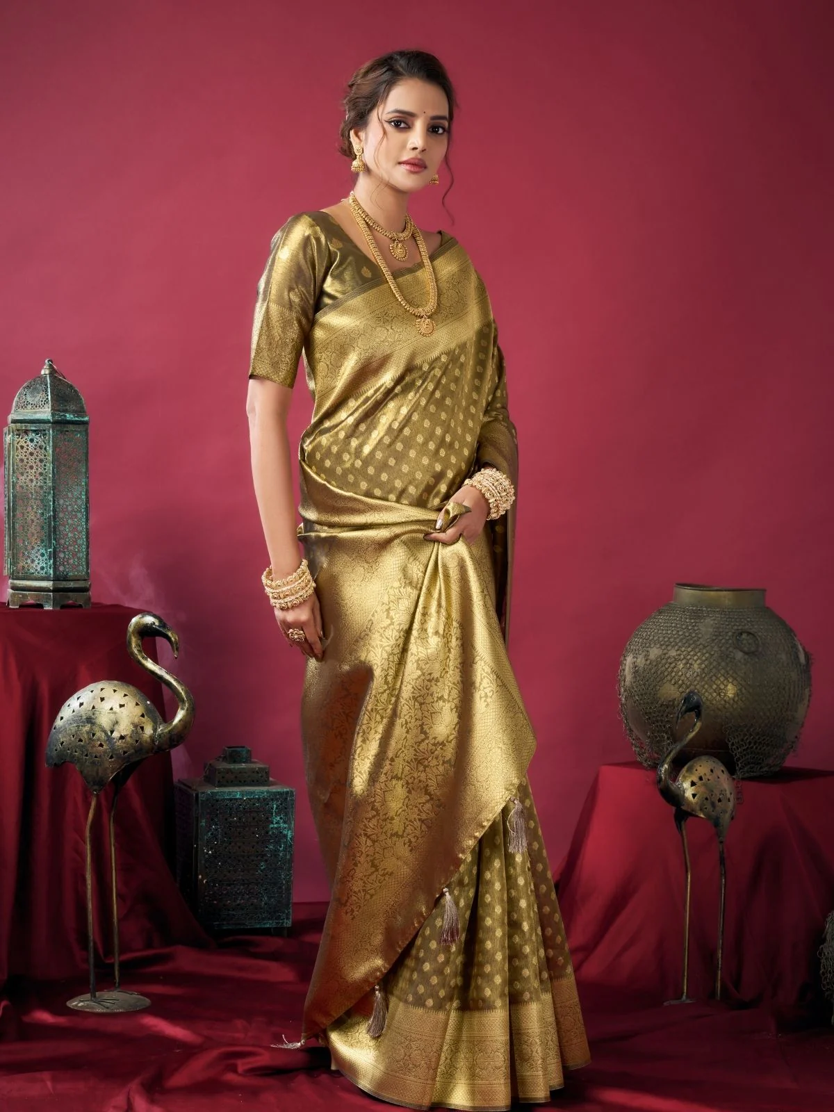 Odette Olive Silk Blend Woven Saree For Women - Image 2