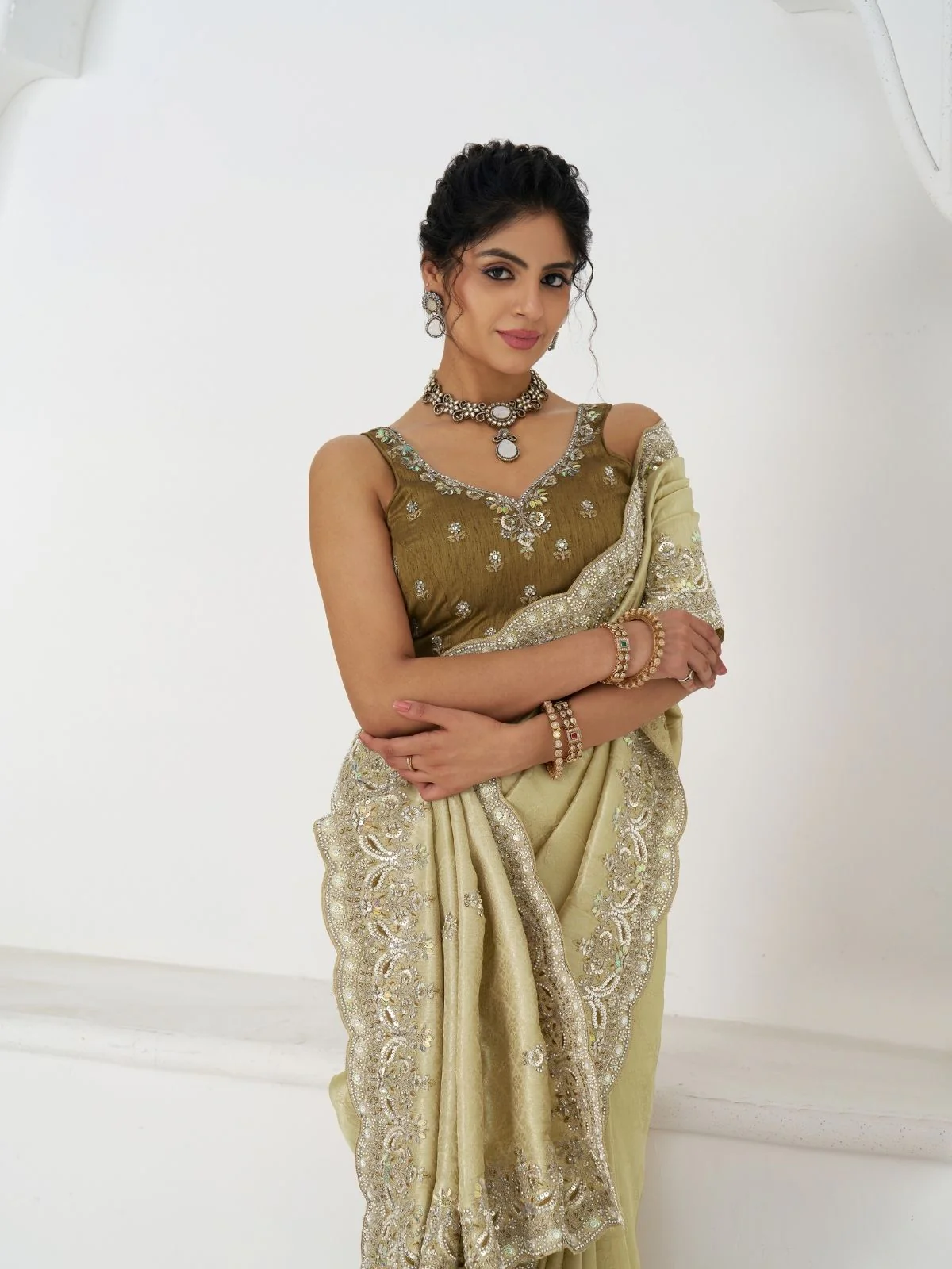 Odette Olive Viscose Silk Embellished Saree For Women - Image 4