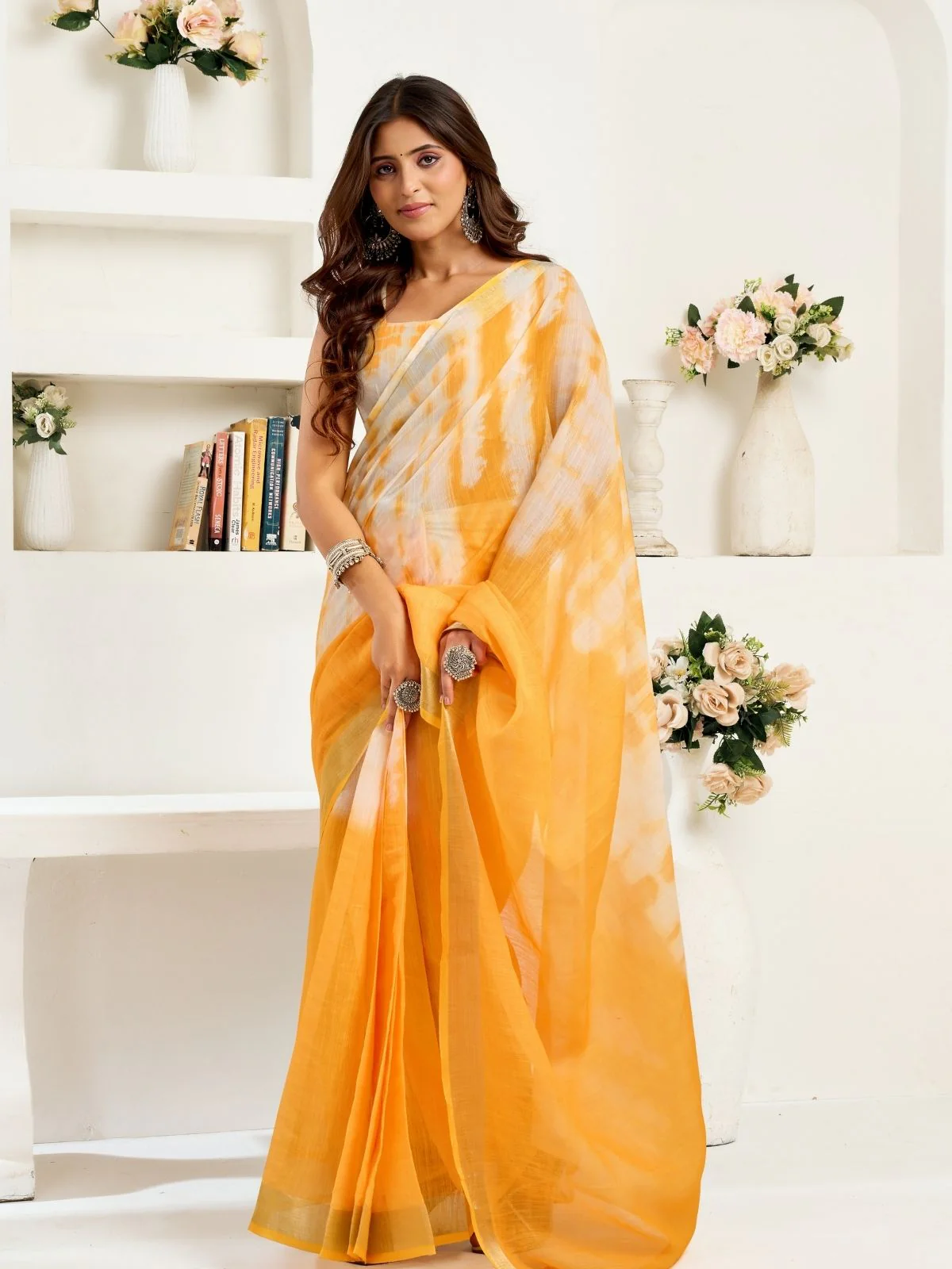 Odette Orange And White Cotton Linen Zari Work Saree For Women - Image 3