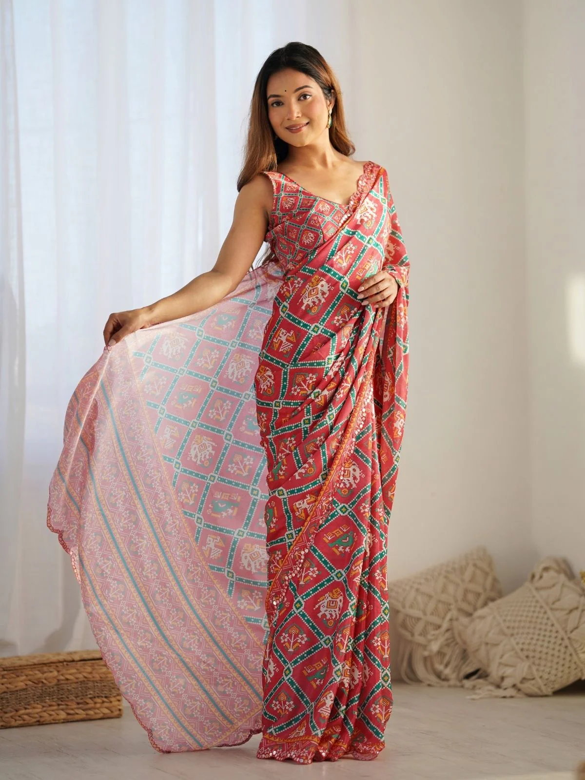 Odette Orange Chinon Printed Saree With Unstitched Blouse For Women - Image 2