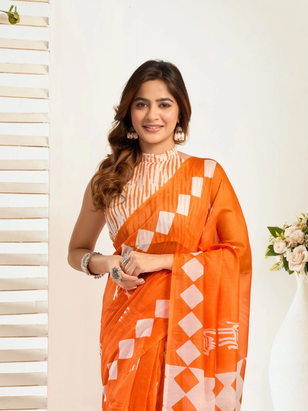 Odette Orange Cotton Linen Zari Work Saree For Women - Image 5