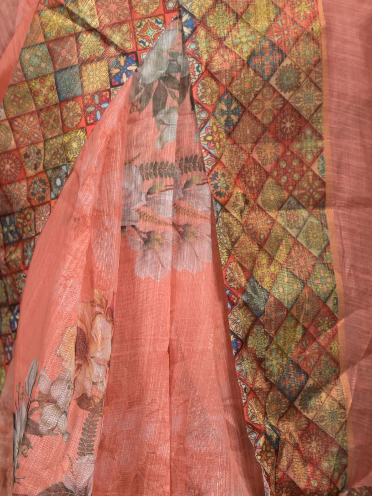 Odette Orange Floral Printed Cotton Blend Saree with Unstitched Blouse for Women - Image 5