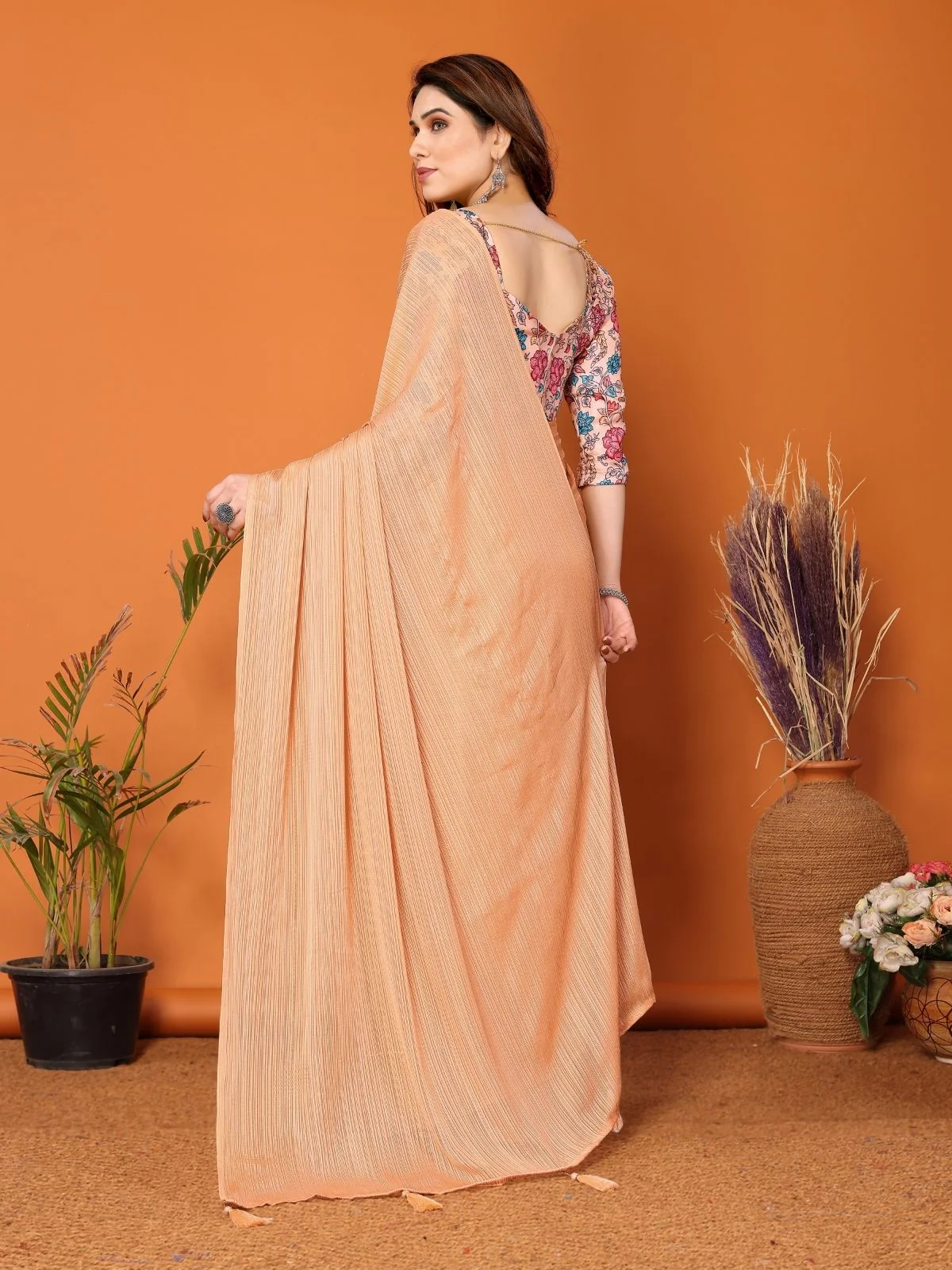 Odette Orange Georgette Solid Saree For Women - Image 3