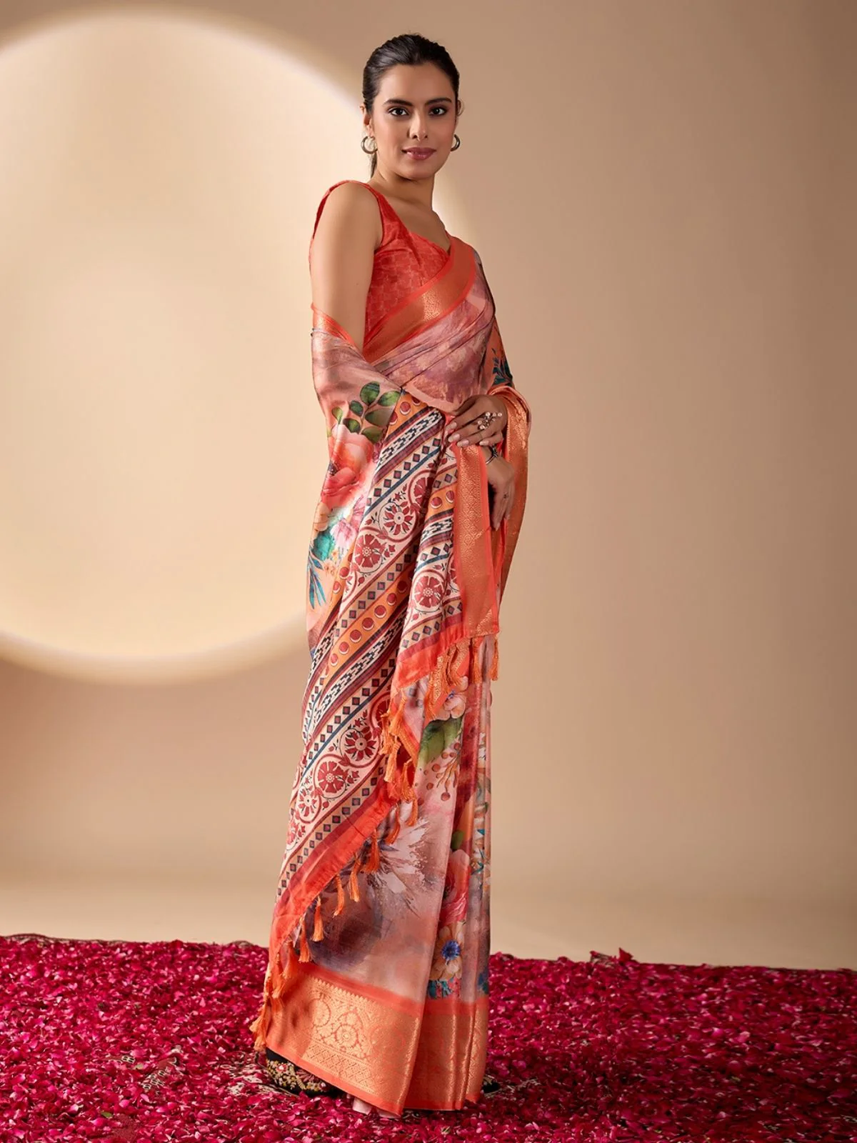Odette Orange Silk Blend Printed Saree For Women - Image 2