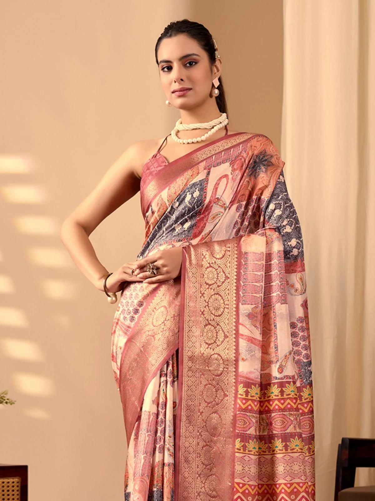 Odette Orange Silk Blend Printed Saree For Women - Image 4