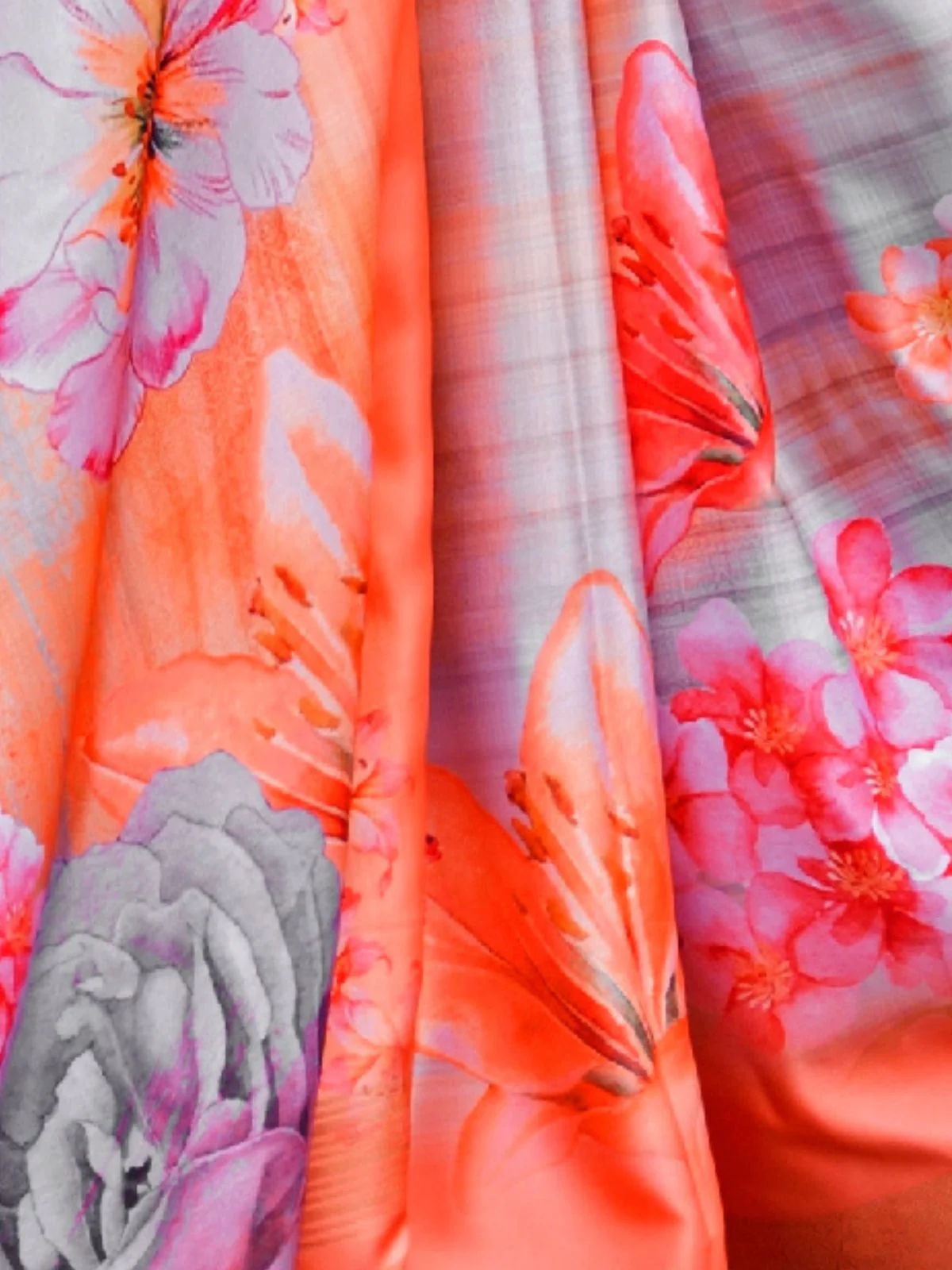Odette Orange Silk Blend Printed Saree With Unstitched Blouse For Women - Image 3