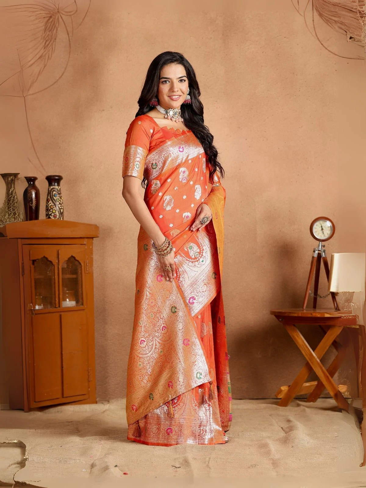 Odette Orange Silk Blend Woven Elegant Saree For Women - Image 2