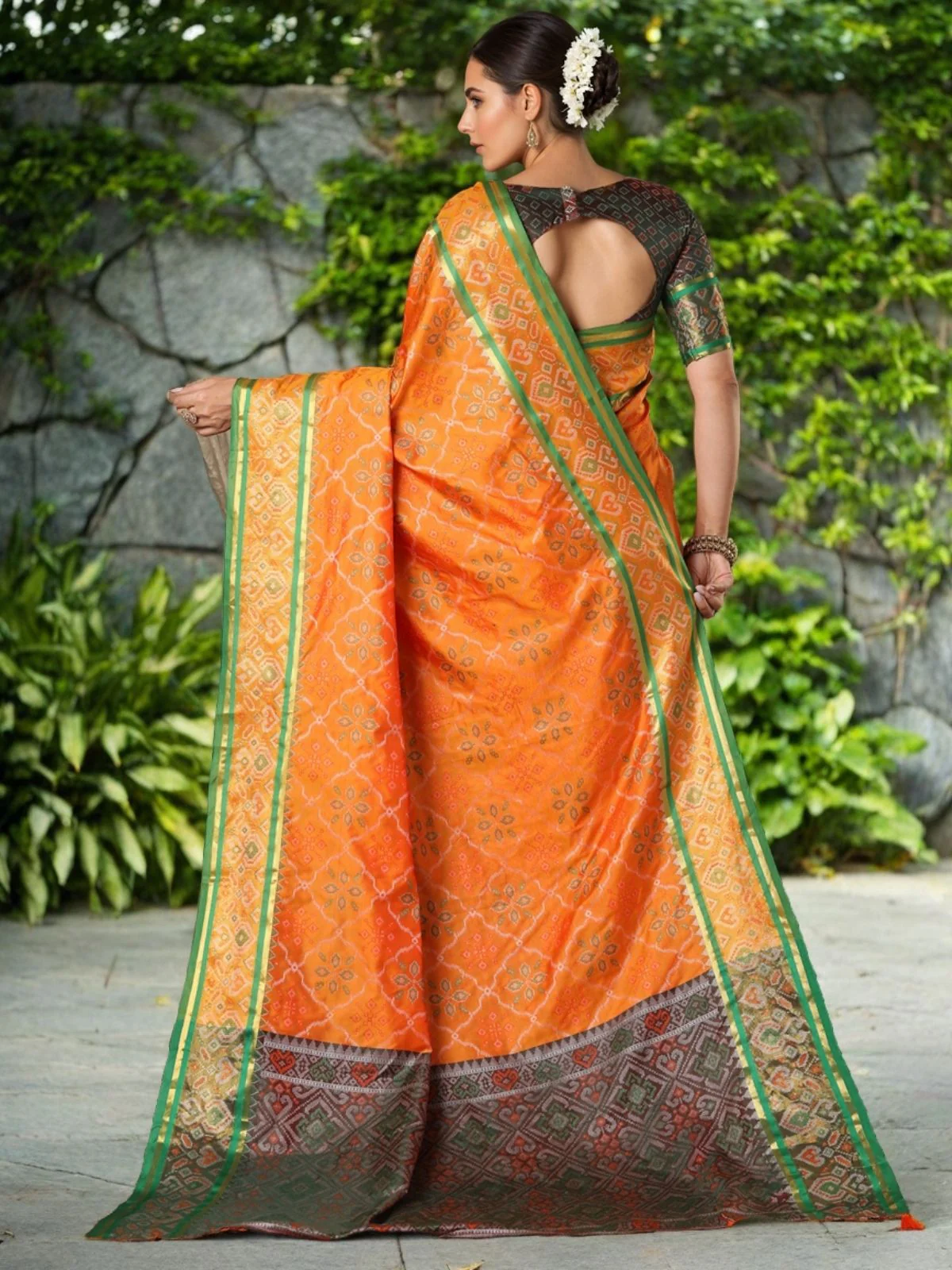 Odette Orange Silk Woven Saree For Women - Image 4