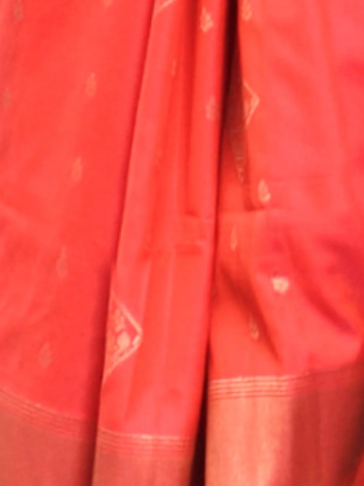 Odette Orange Soft Silk Woven Saree With Unstitched Blouse For Women - Image 3