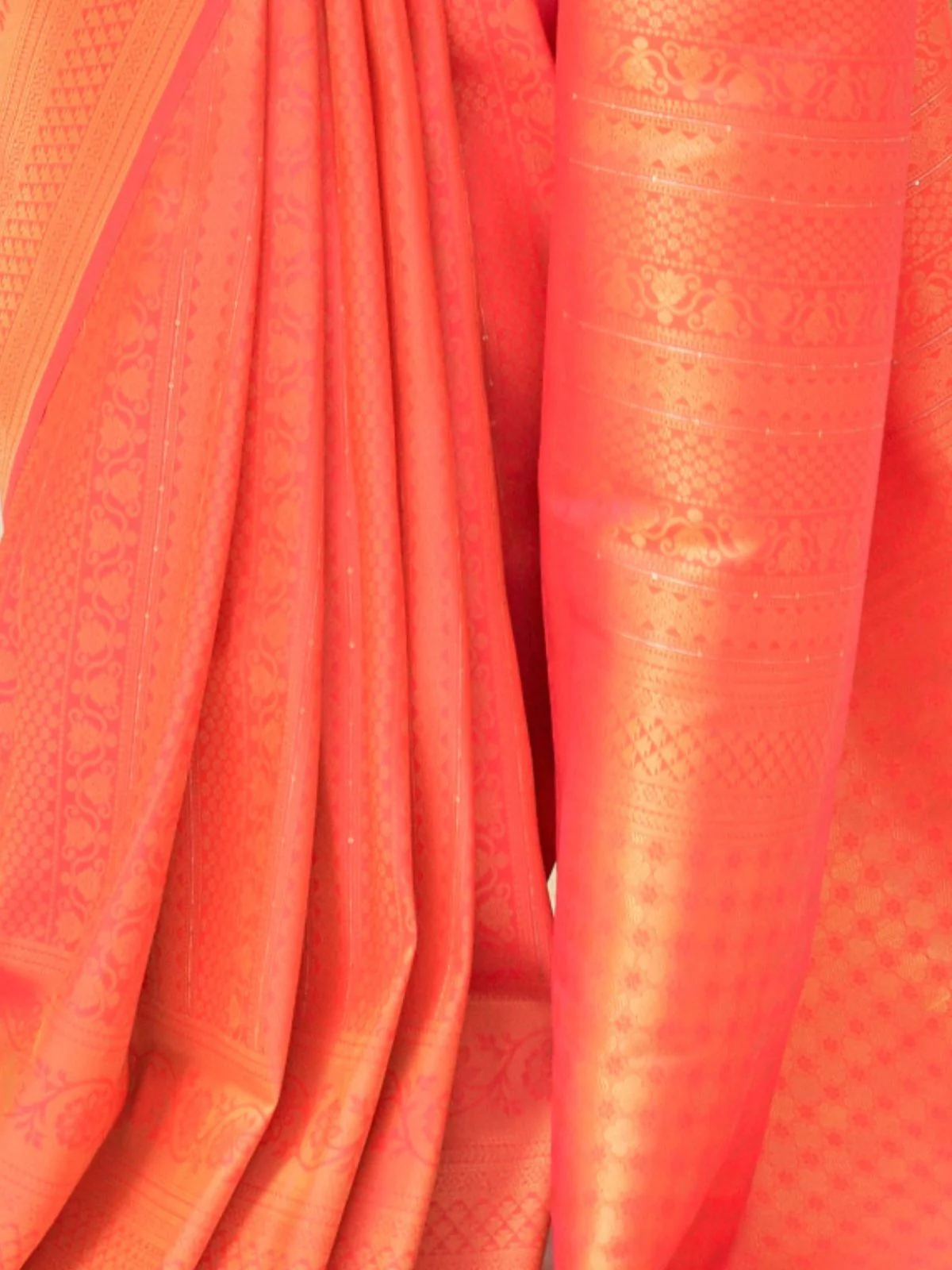 Odette Orange Woven Design Silk Blend Saree With Unstitched Blouse For Women - Image 3
