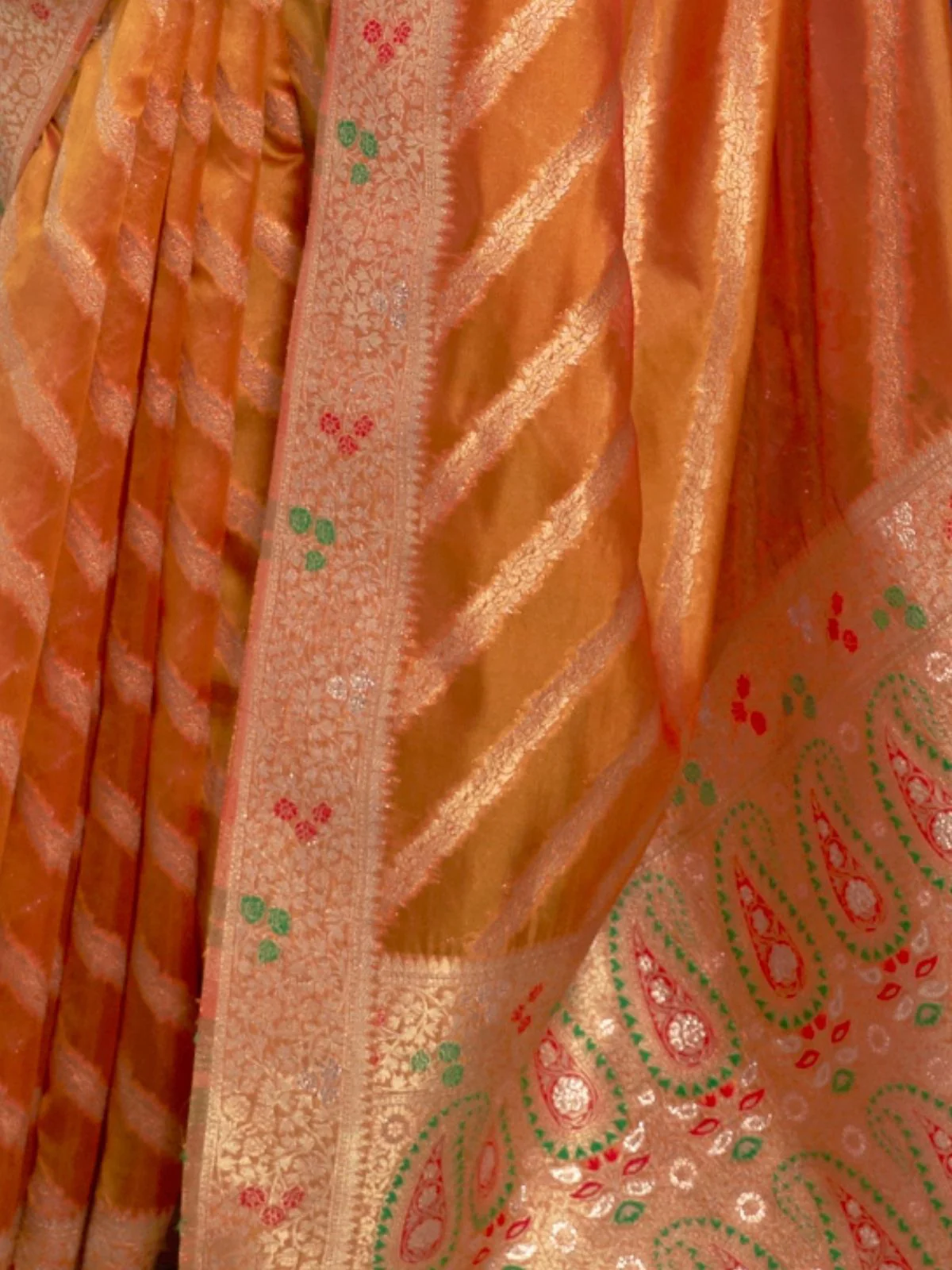 Odette Orange Woven Design Silk Blend Saree With Unstitched Blouse For Women - Image 3