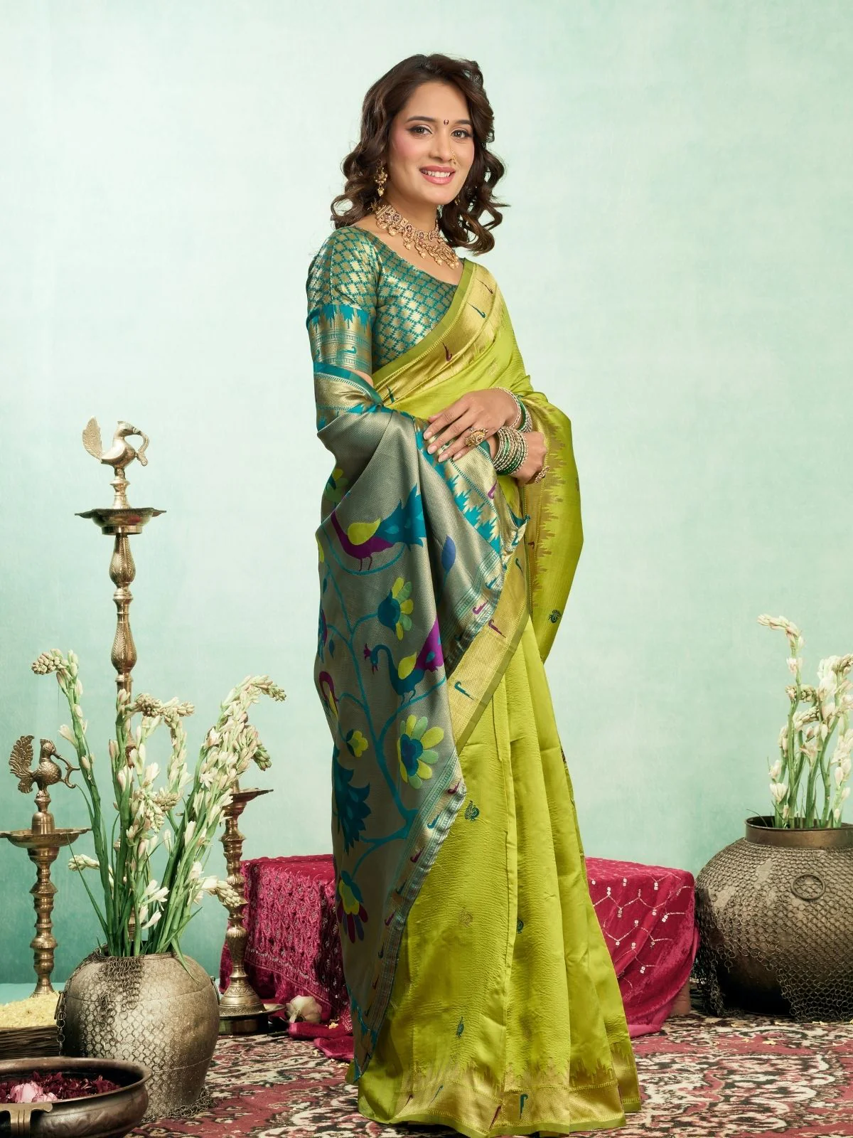 Odette Parrote Green Silk Woven Paithani Saree For Women - Image 3