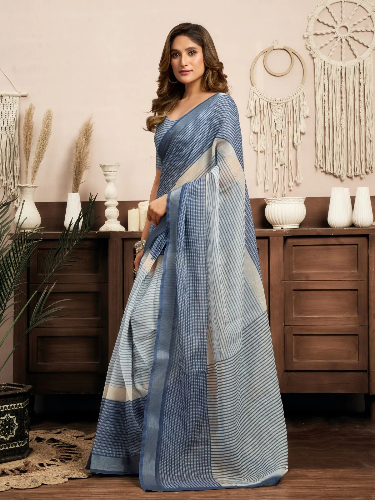 Odette Pastel Blue Cotton Linen Zari Work Saree For Women - Image 3