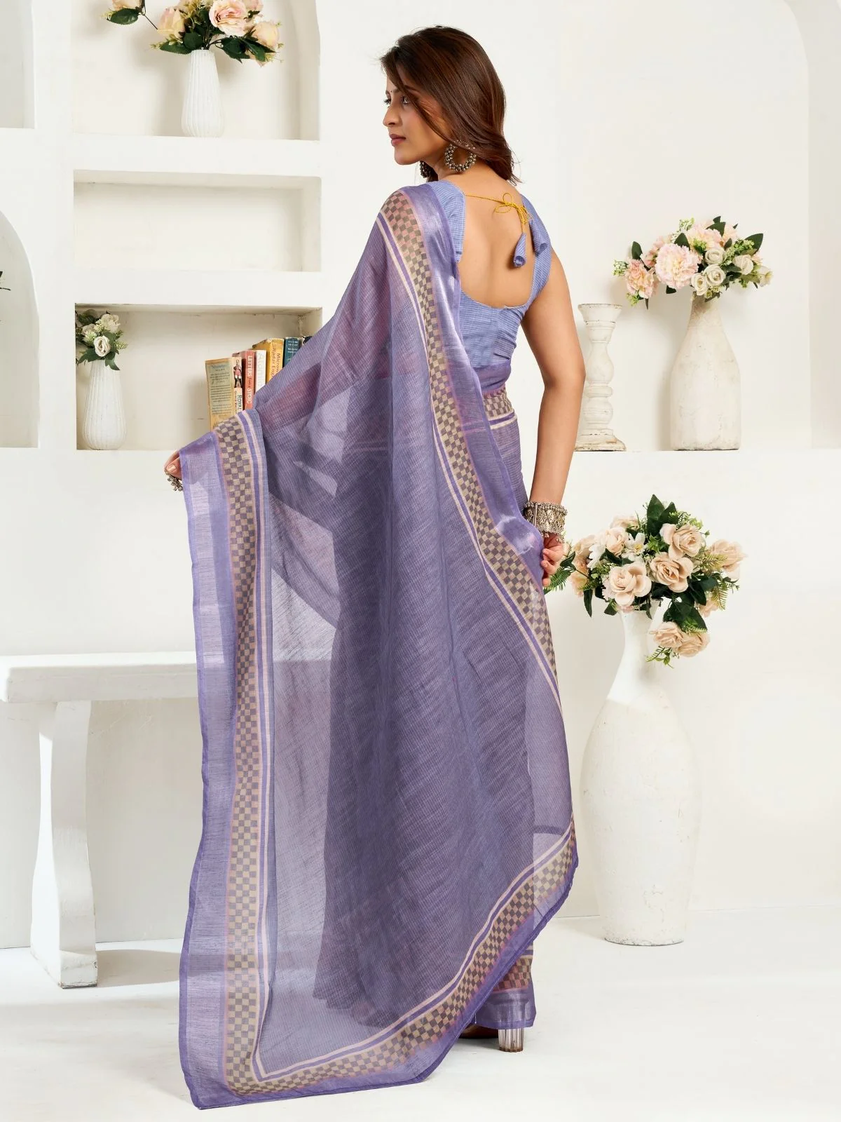 Odette Pastel Blue Cotton Linen Zari Work Saree For Women - Image 4