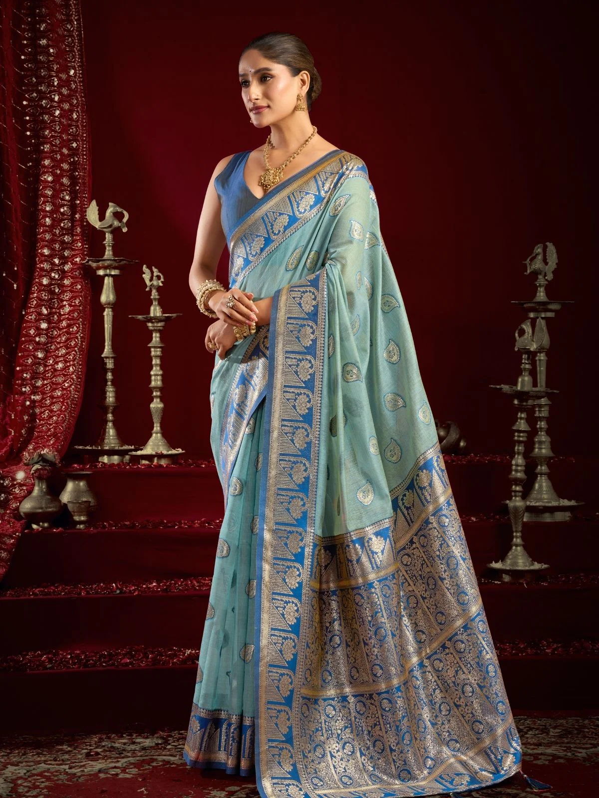Odette Pastel Blue Silk Blend Woven Saree For Women - Image 2