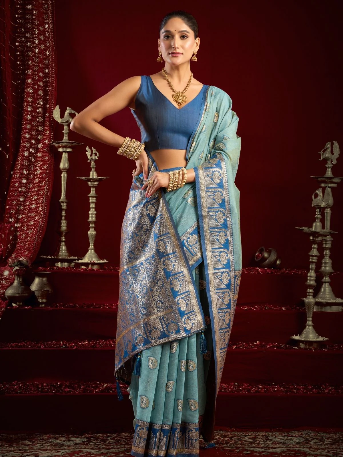 Odette Pastel Blue Silk Blend Woven Saree For Women - Image 3