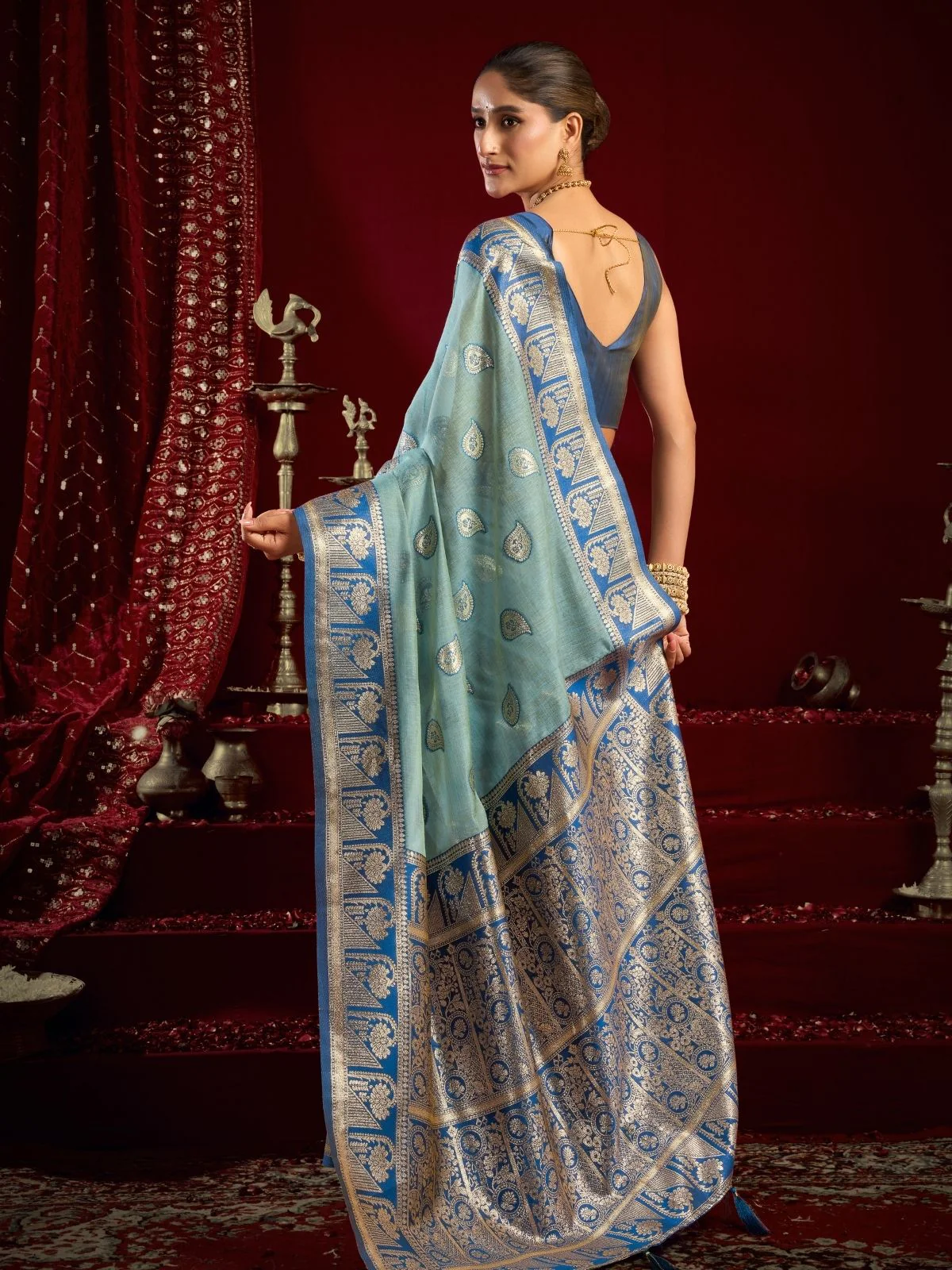 Odette Pastel Blue Silk Blend Woven Saree For Women - Image 4