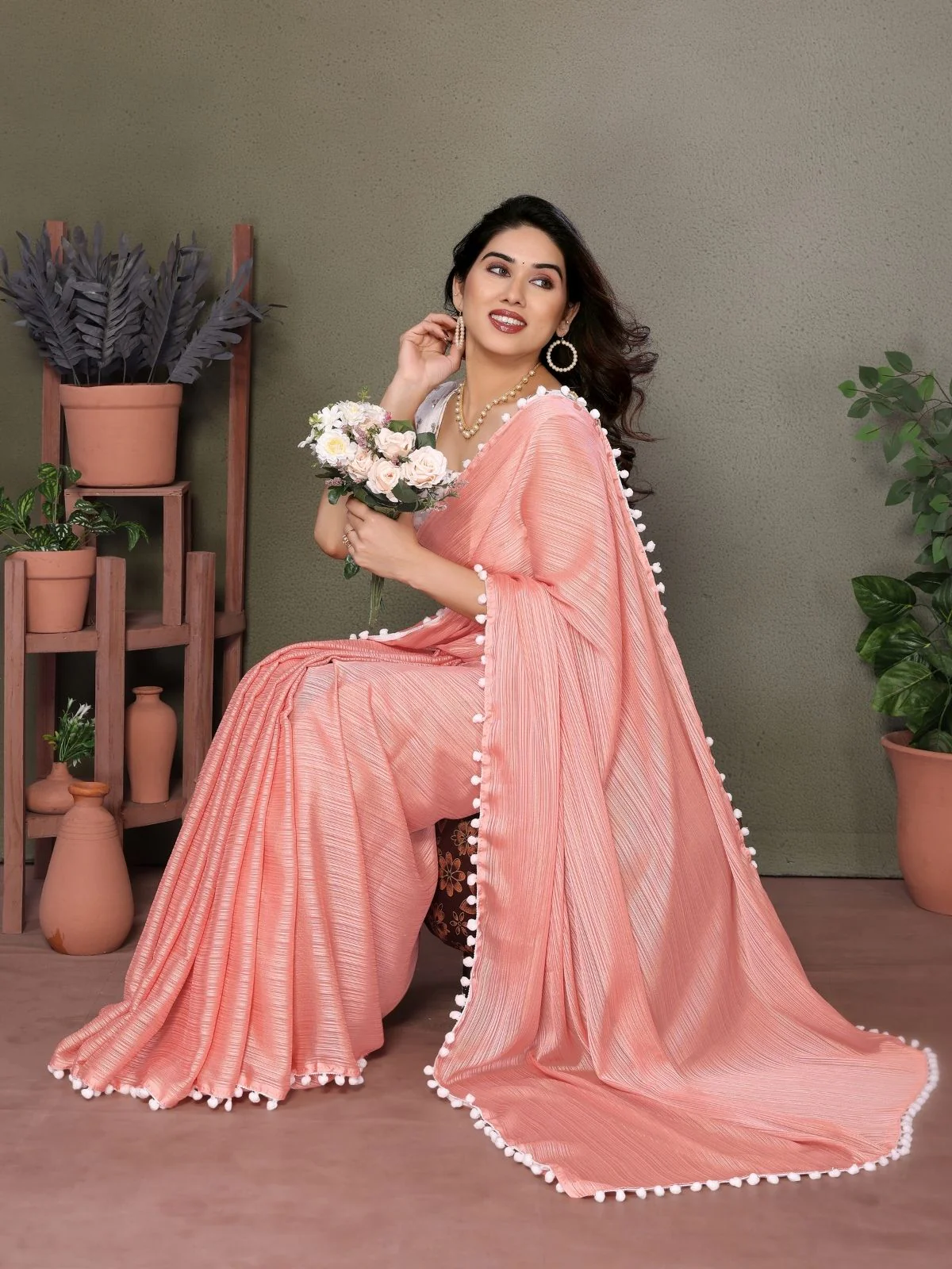 Odette Peach Banglori Lace Work Saree With Unstitched Blouse For Women - Image 3