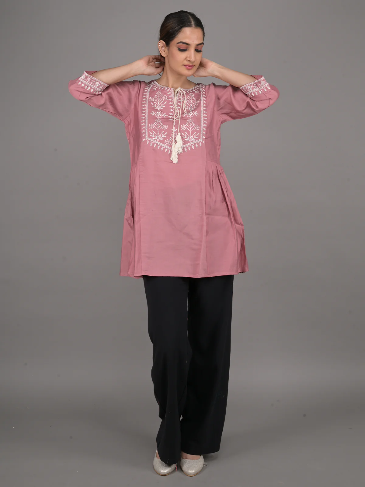 Odette Peach Embroidered Cotton Kurti for Women - Image 3