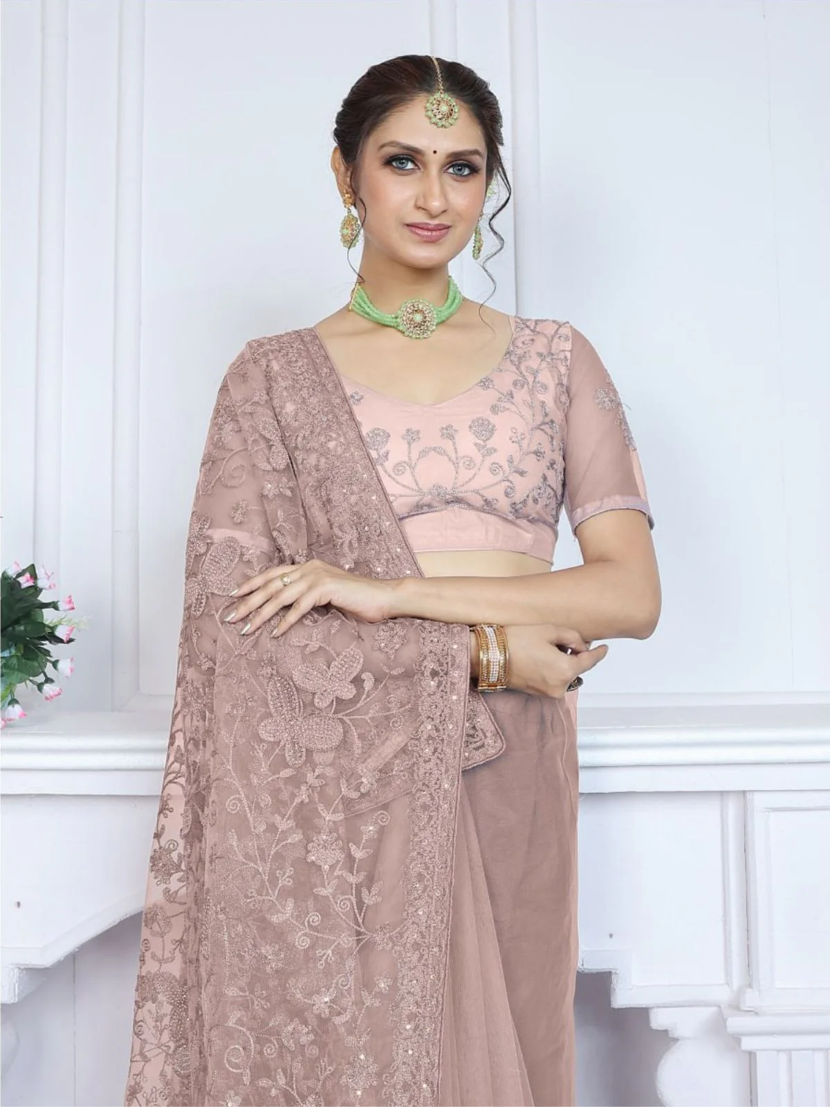 Odette Mauve Embroidered Net Saree With Unstitched Blouse For Women - Image 2