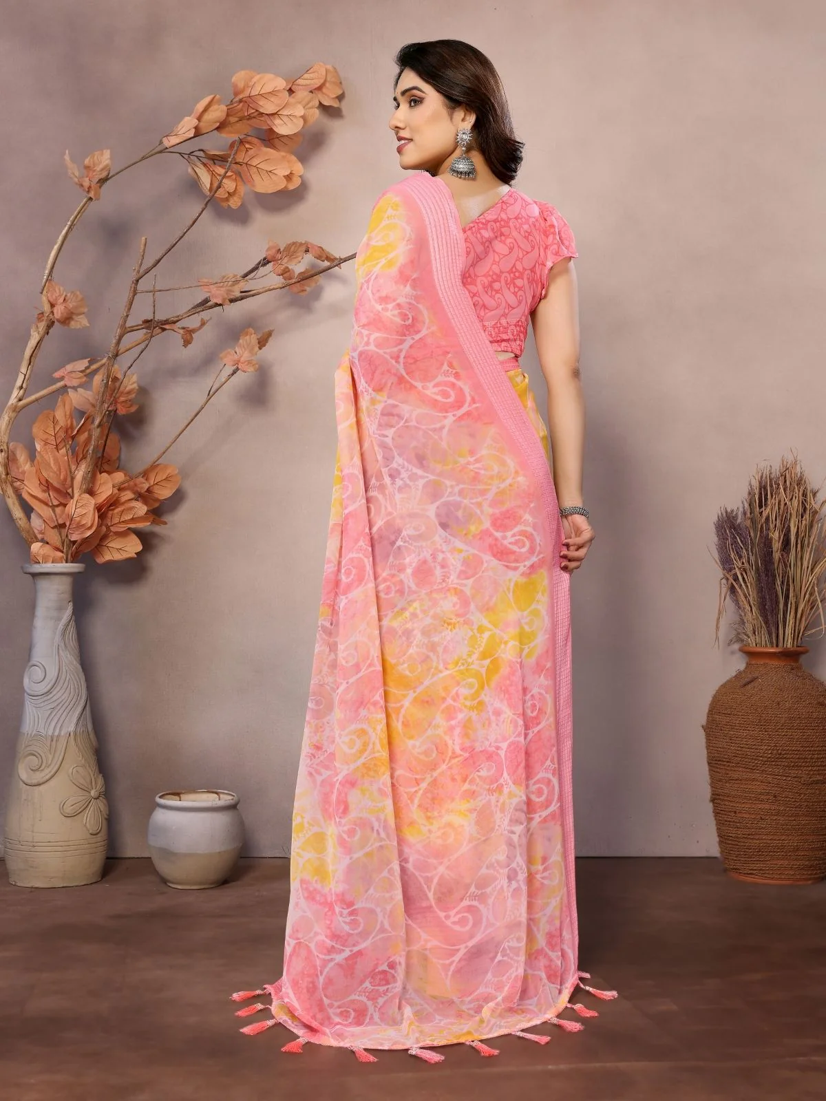 Odette Peach Georgette Printed Saree For Women - Image 3