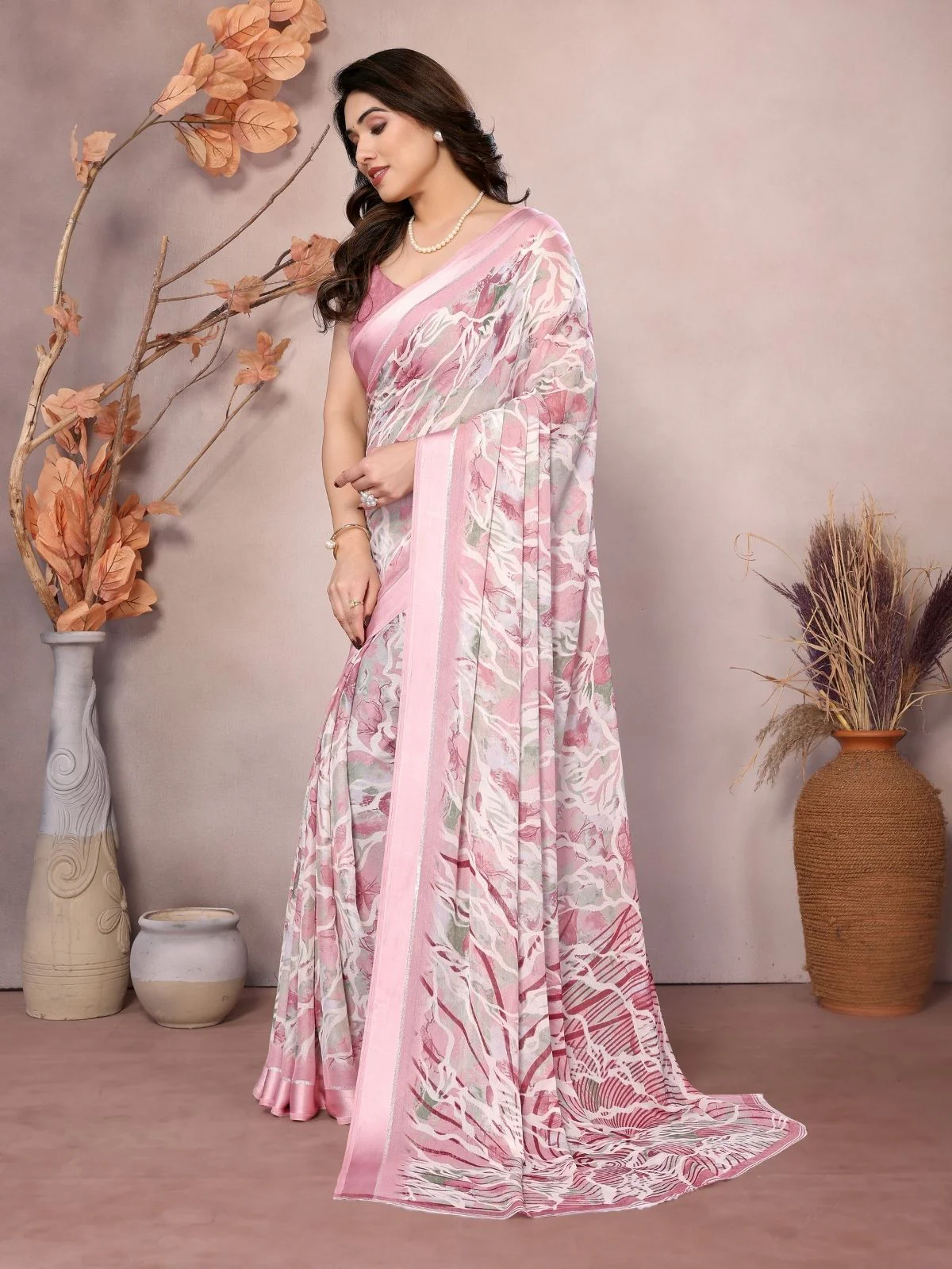 Odette Peach Georgette Printed Saree For Women - Image 2
