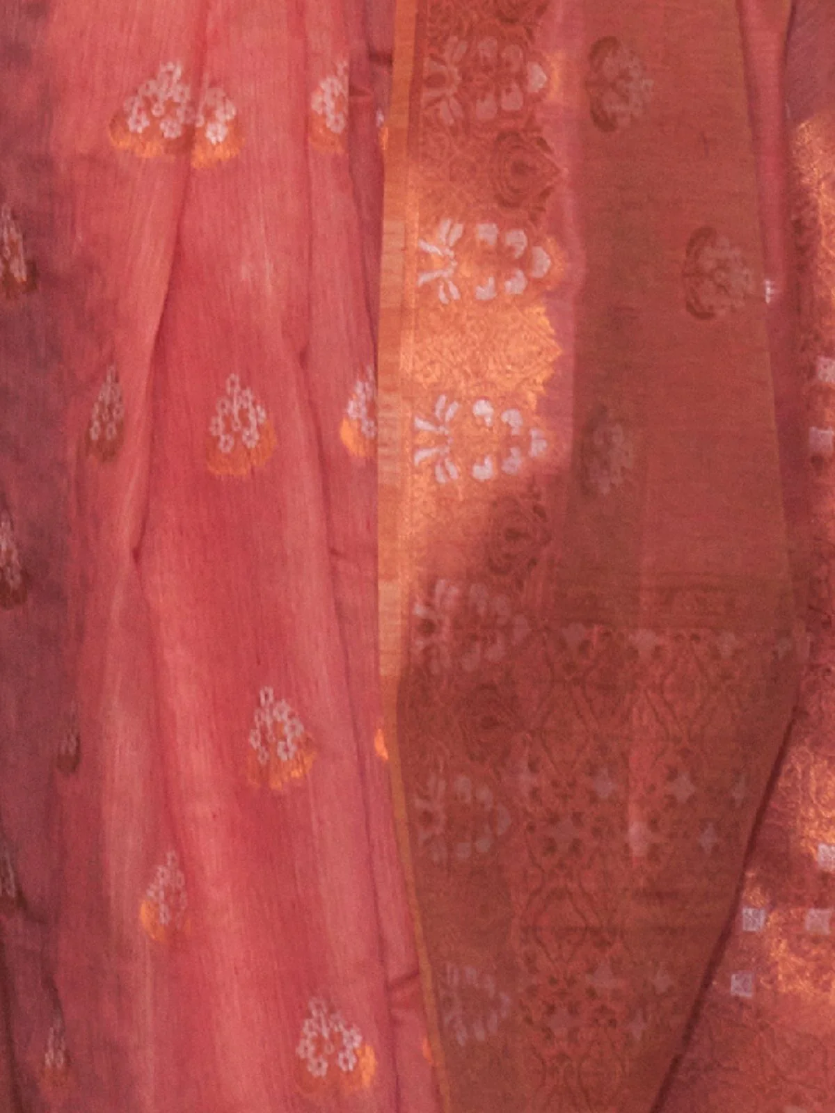 Odette Light Pink Linen Woven Saree with Unstitched Blouse For Women - Image 3