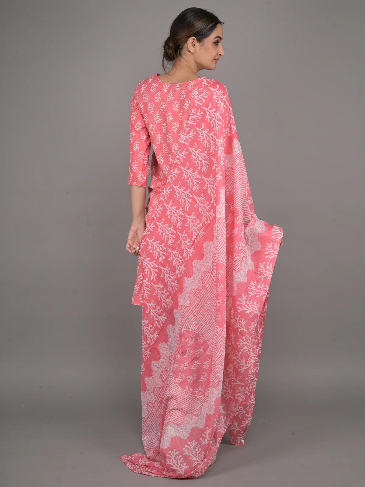 Odette Peach Printed Cotton Stitched Kurta Set for Women - Image 3