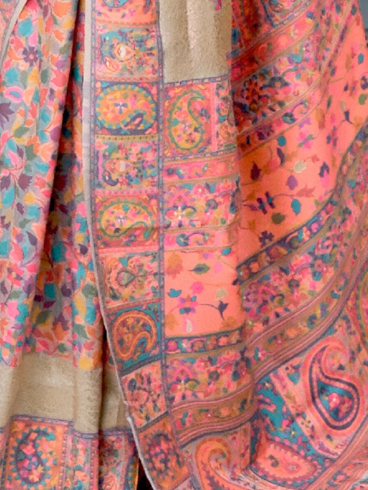 Odette Peach Printed Silk Blend Saree With Unstitched Blouse For Women - Image 3