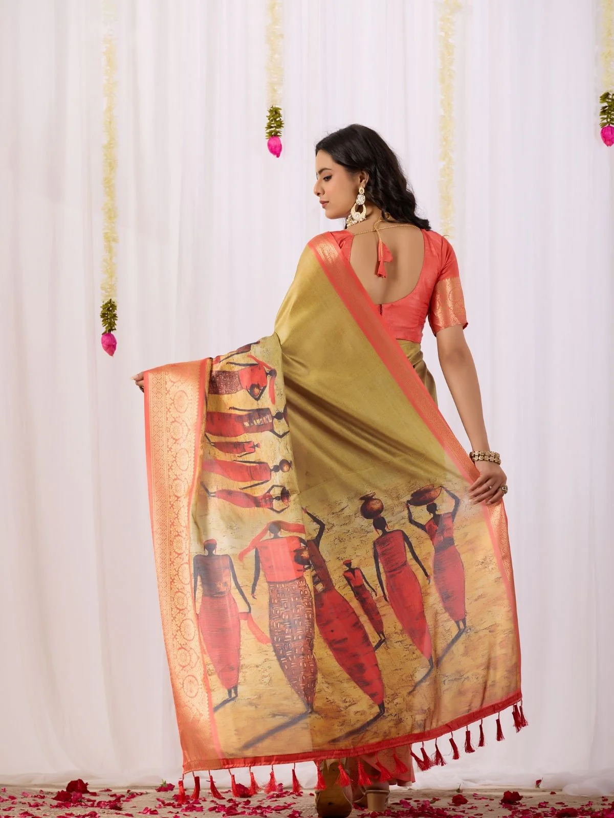 Odette Peach Silk Blend Printed Saree For Women - Image 3