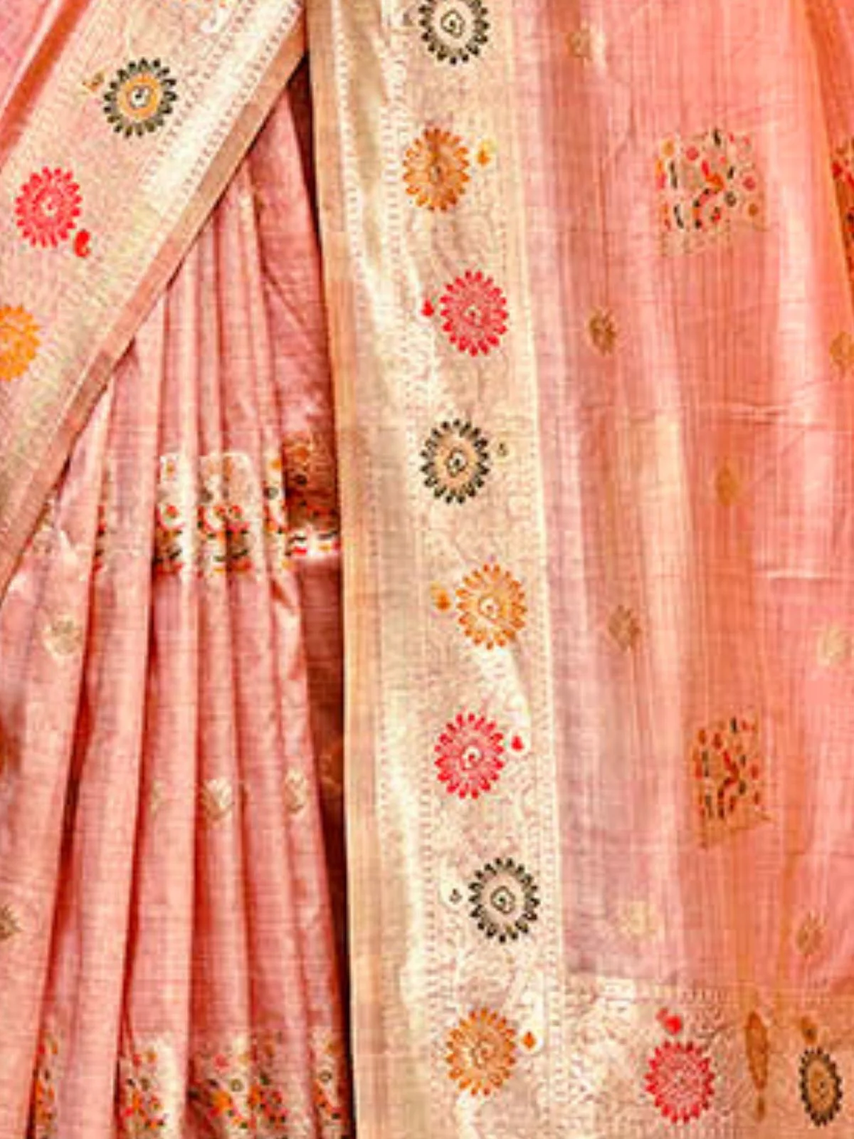 Odette Peach Silk Blend Printed Saree For Women - Image 3