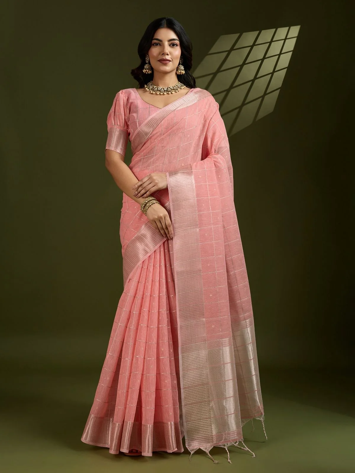 Odette Peach Silk Blend Woven Checked Saree For Women