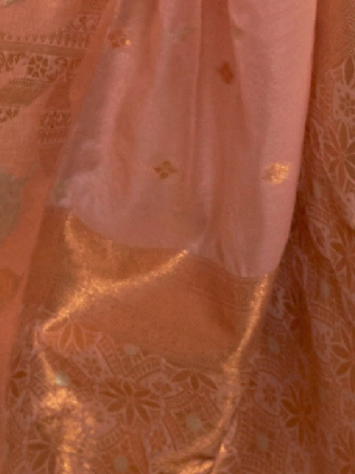 Odette Peach Silk Blend Woven Saree With Unstitched Blouse for Women - Image 3
