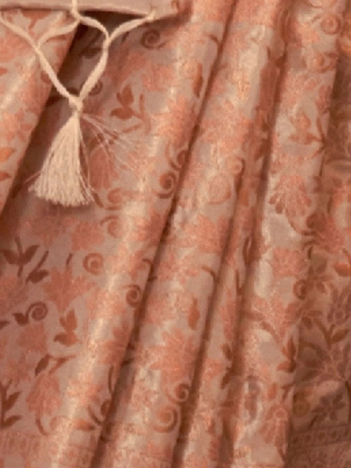 Odette Peach Silk Blend Woven Saree With Unstitched Blouse For Women - Image 3