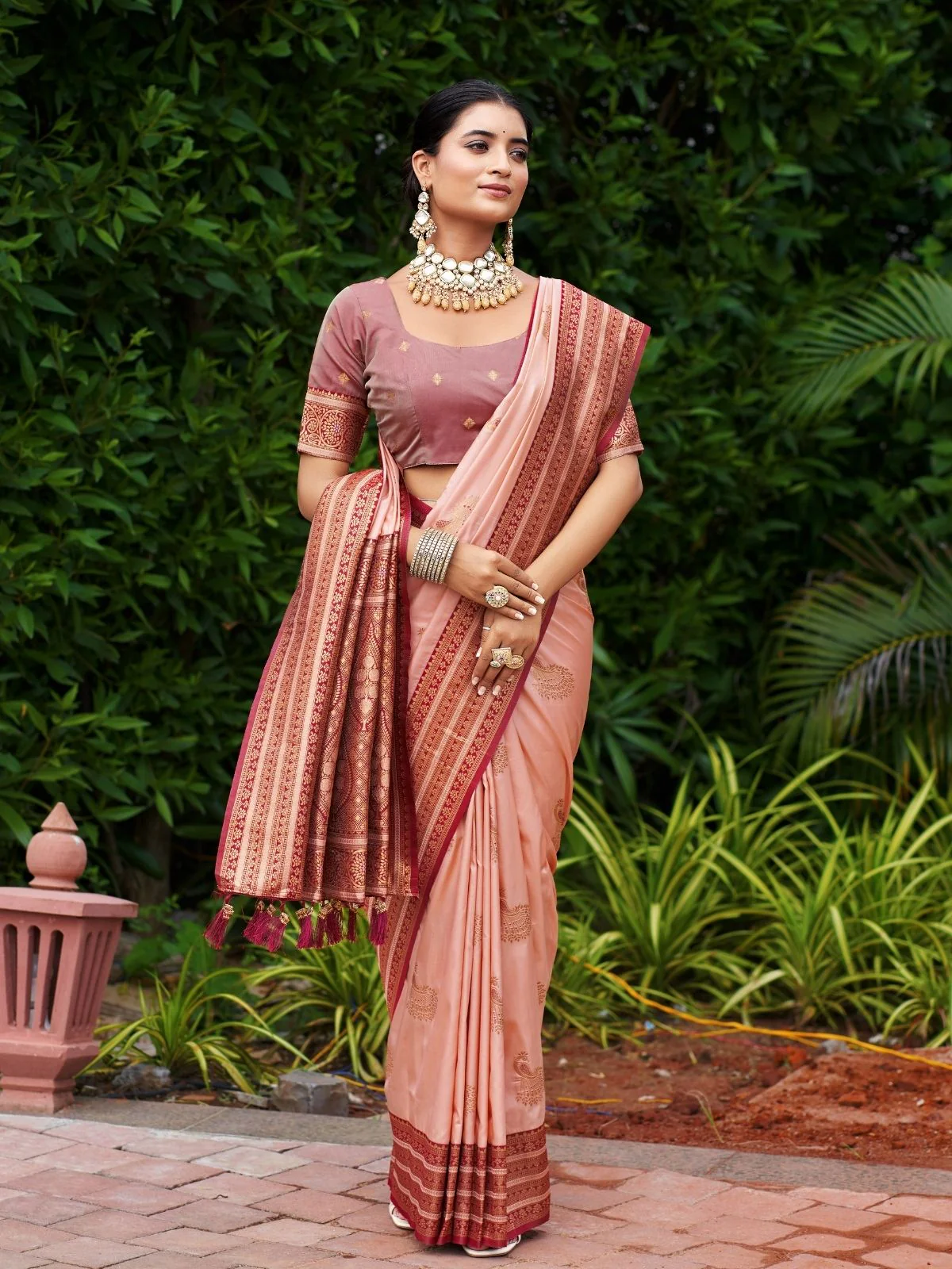 Odette Peach Silk Zari Woven Saree For Women - Image 2