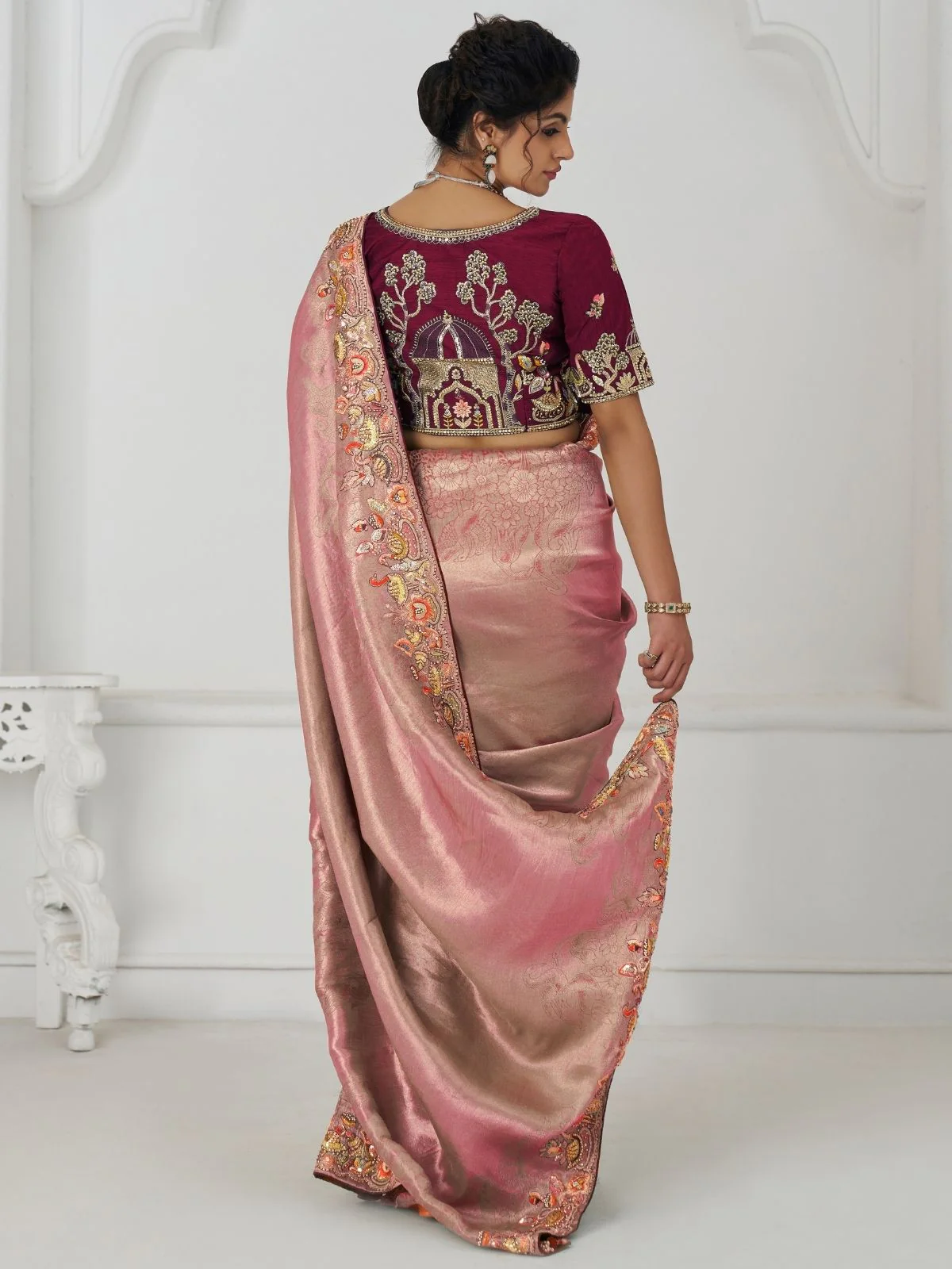 Odette Peach Viscose Silk Embroidered Saree For Women - Image 4