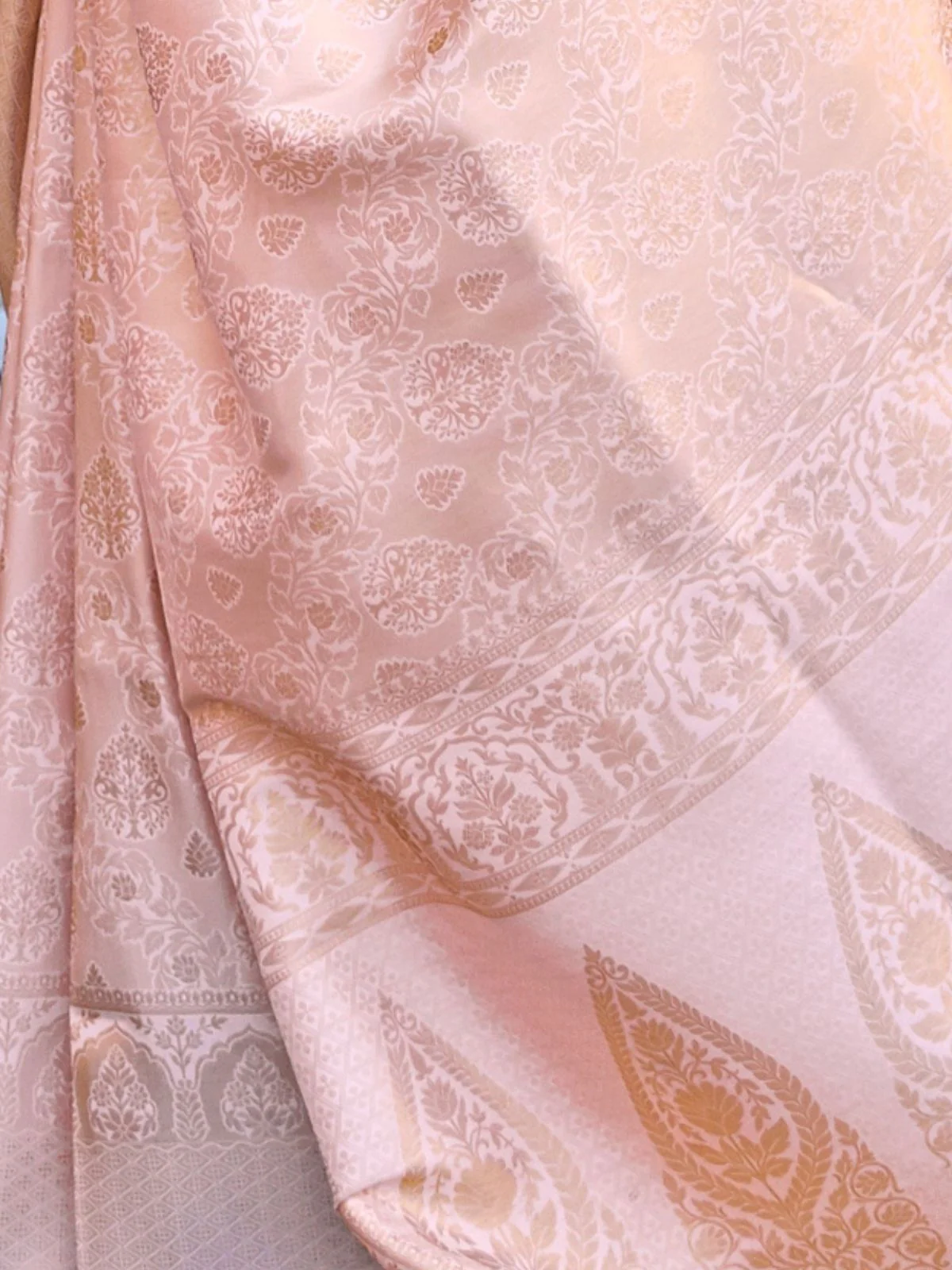 Odette Peach Woven Design Silk Blend Saree With Unstitched Blouse For Women - Image 4