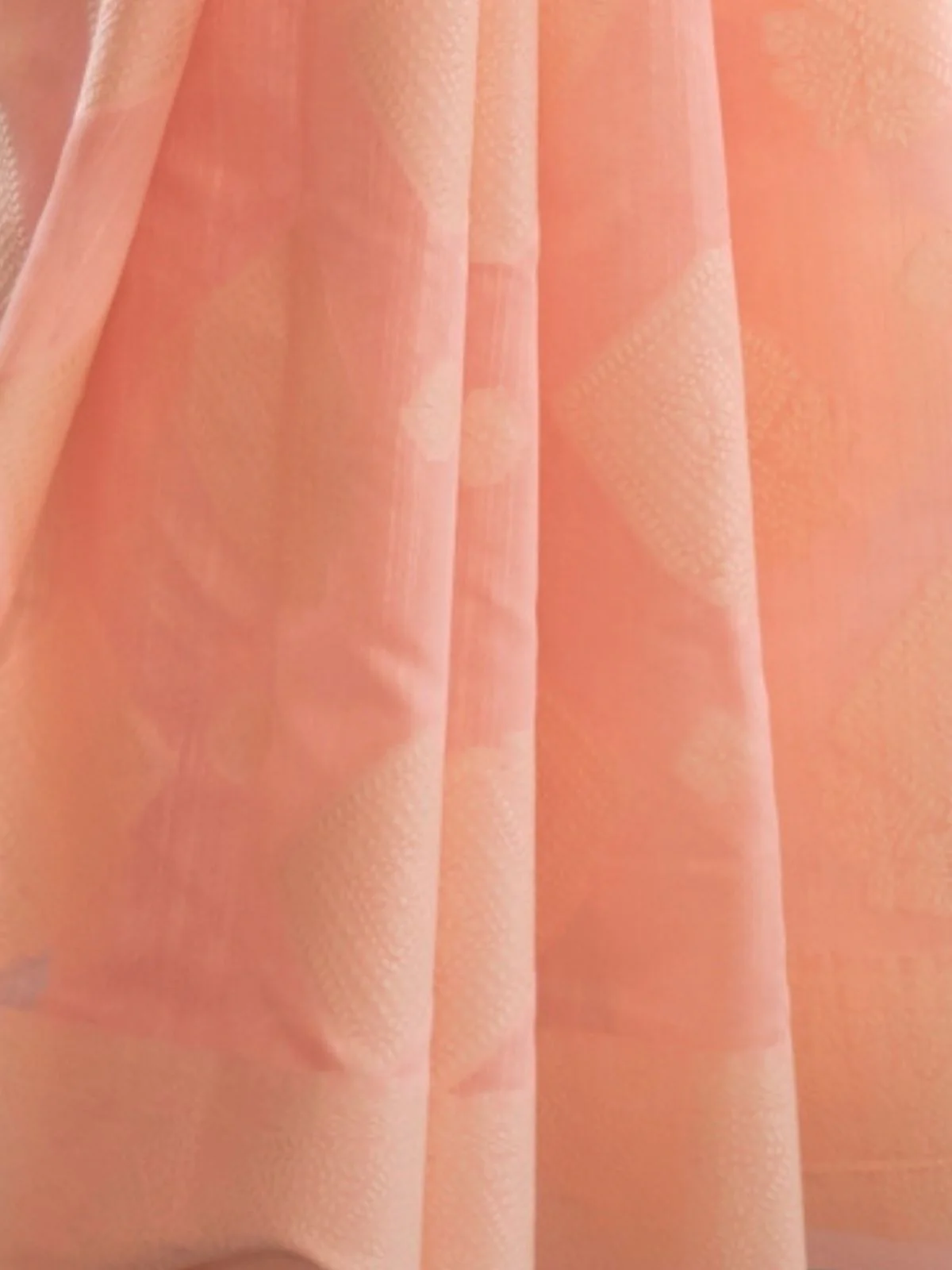 Odette Peach Woven Design Silk Blend Saree With Unstitched Blouse For Women - Image 5