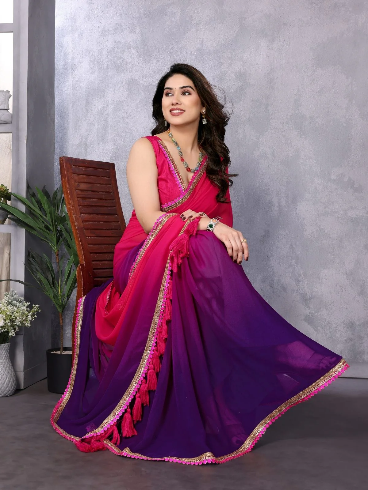 Odette Pink And Blue Georgette Lace Work Saree With Unstitched Blouse For Women - Image 2